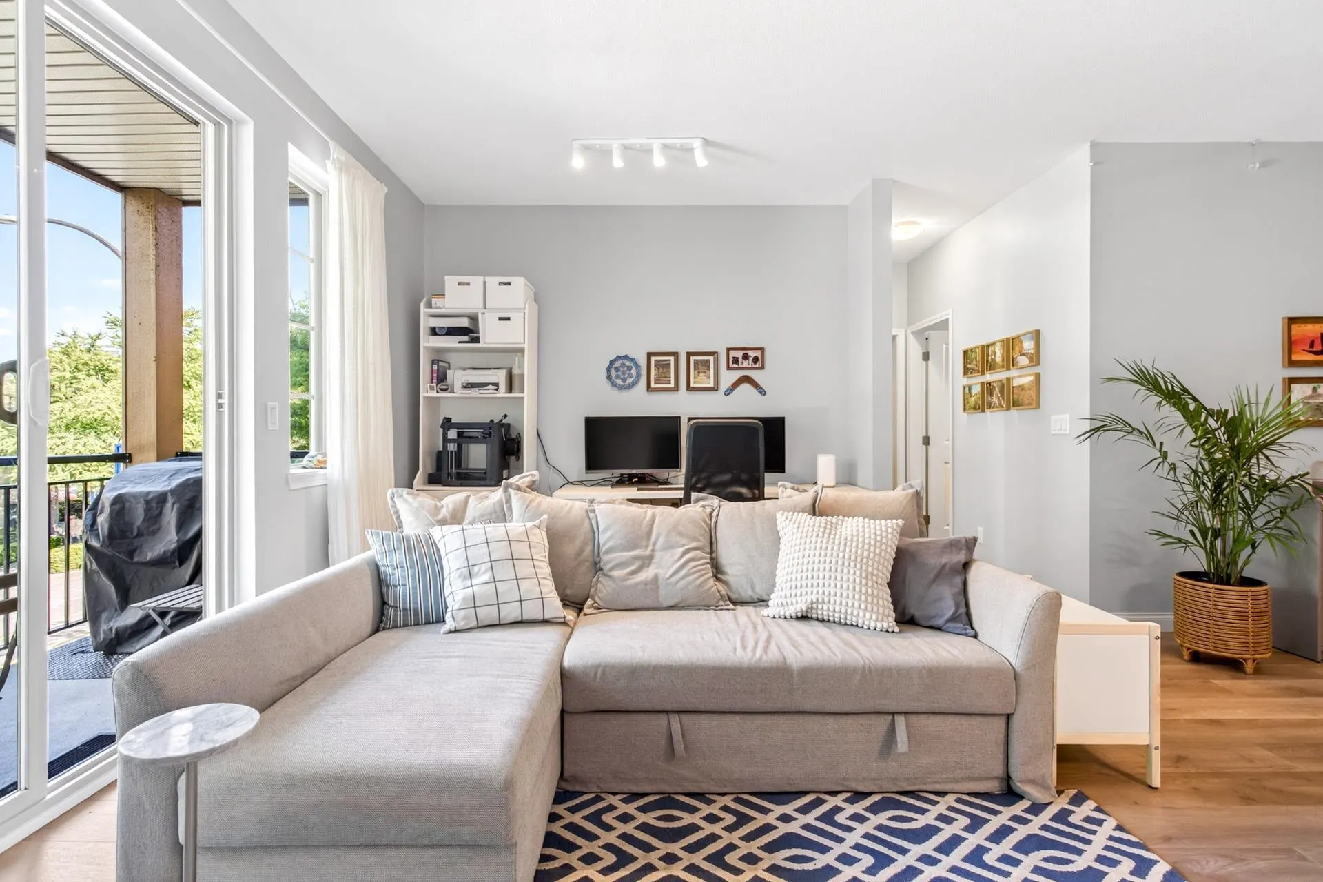 2346 Mcallister Avenue #211