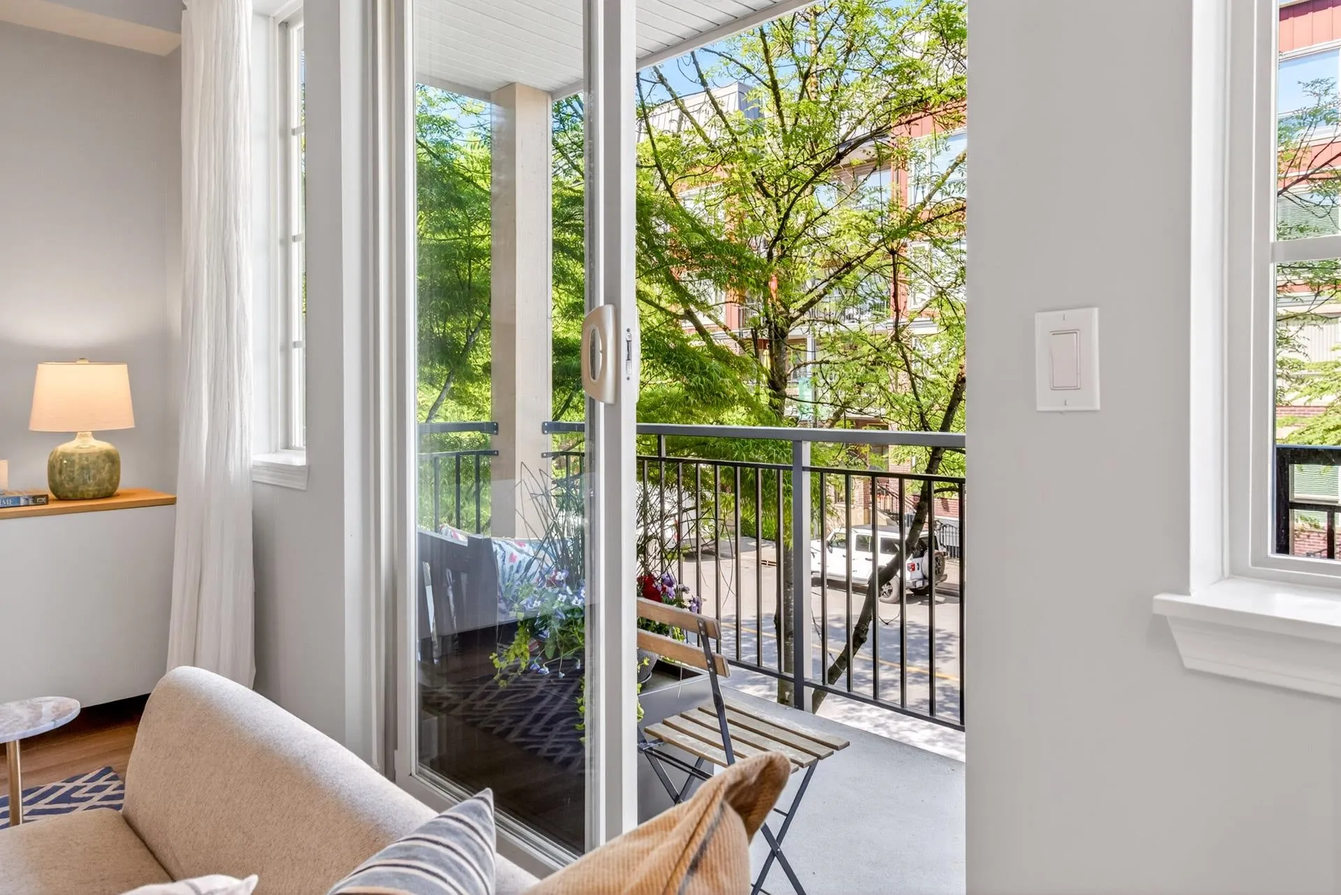 2346 Mcallister Avenue #211