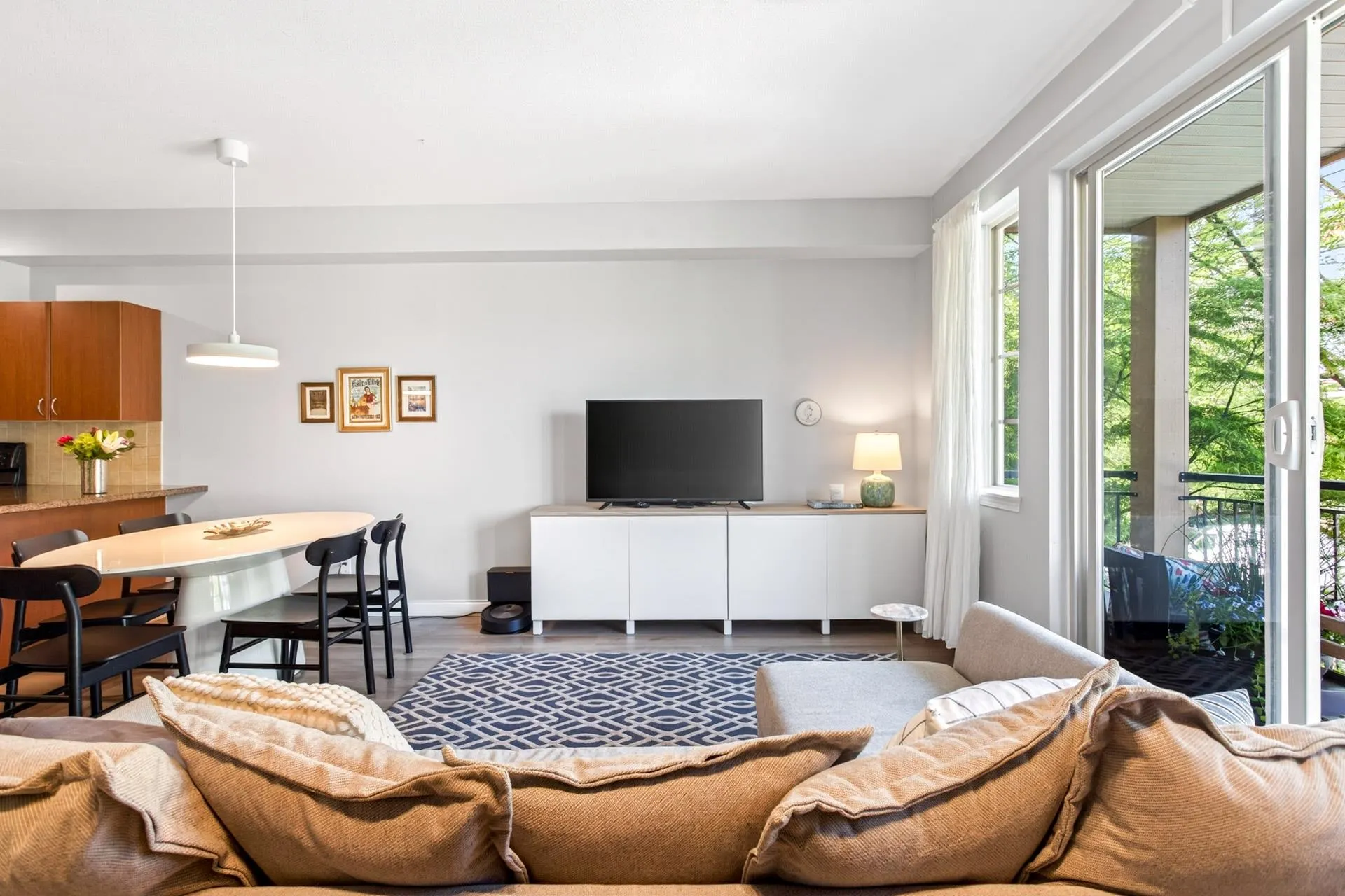 2346 Mcallister Avenue #211