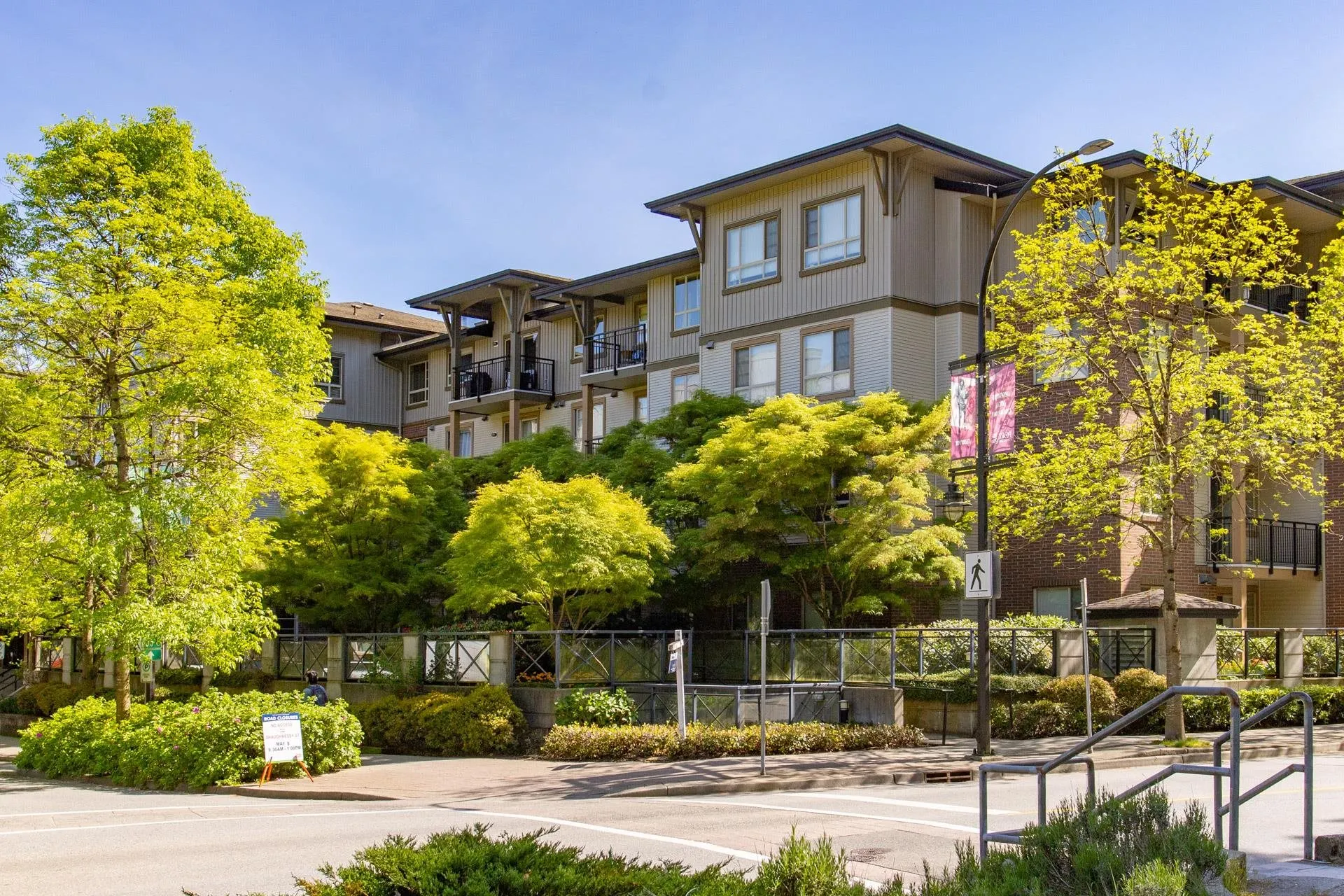 2346 Mcallister Avenue #211