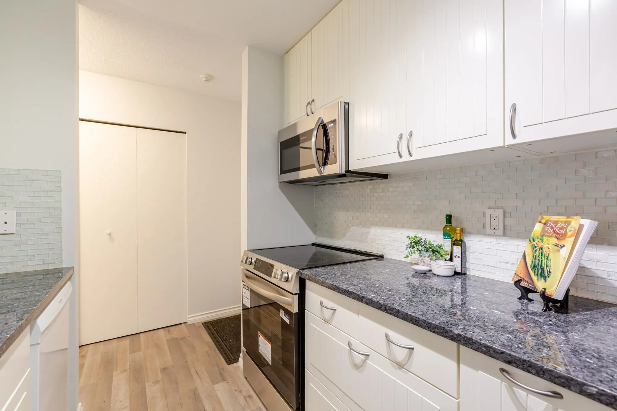 12890 17 Avenue #203