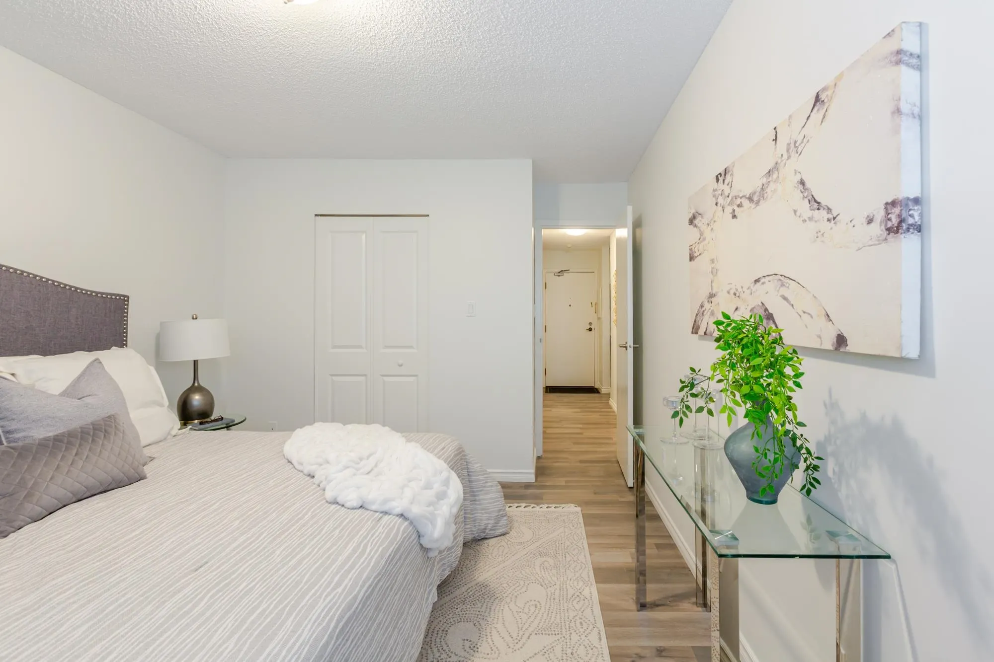 12890 17 Avenue #203