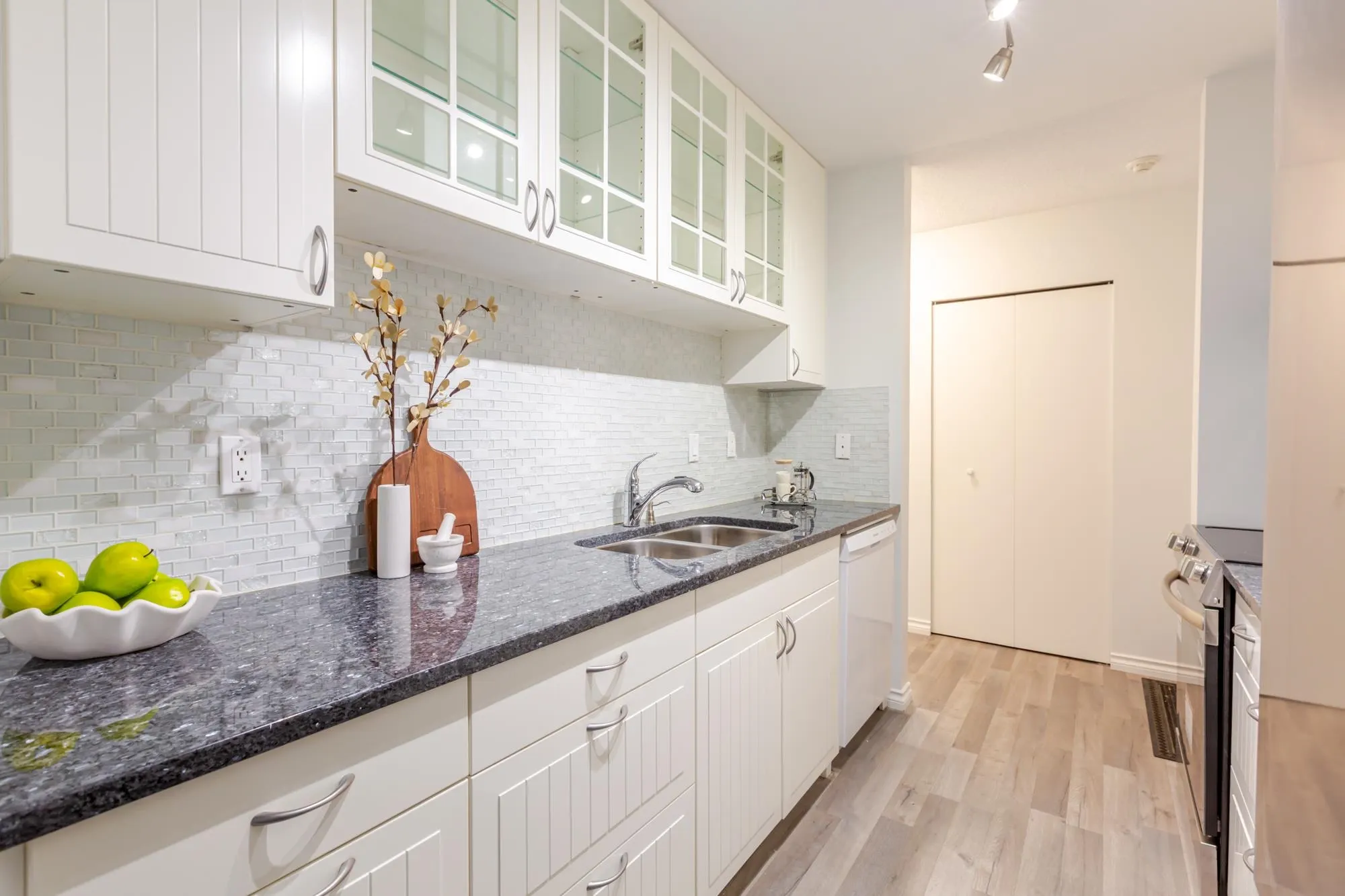 12890 17 Avenue #203