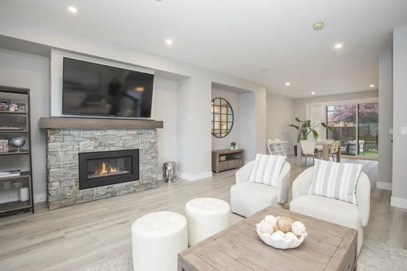3618 150 Street #27