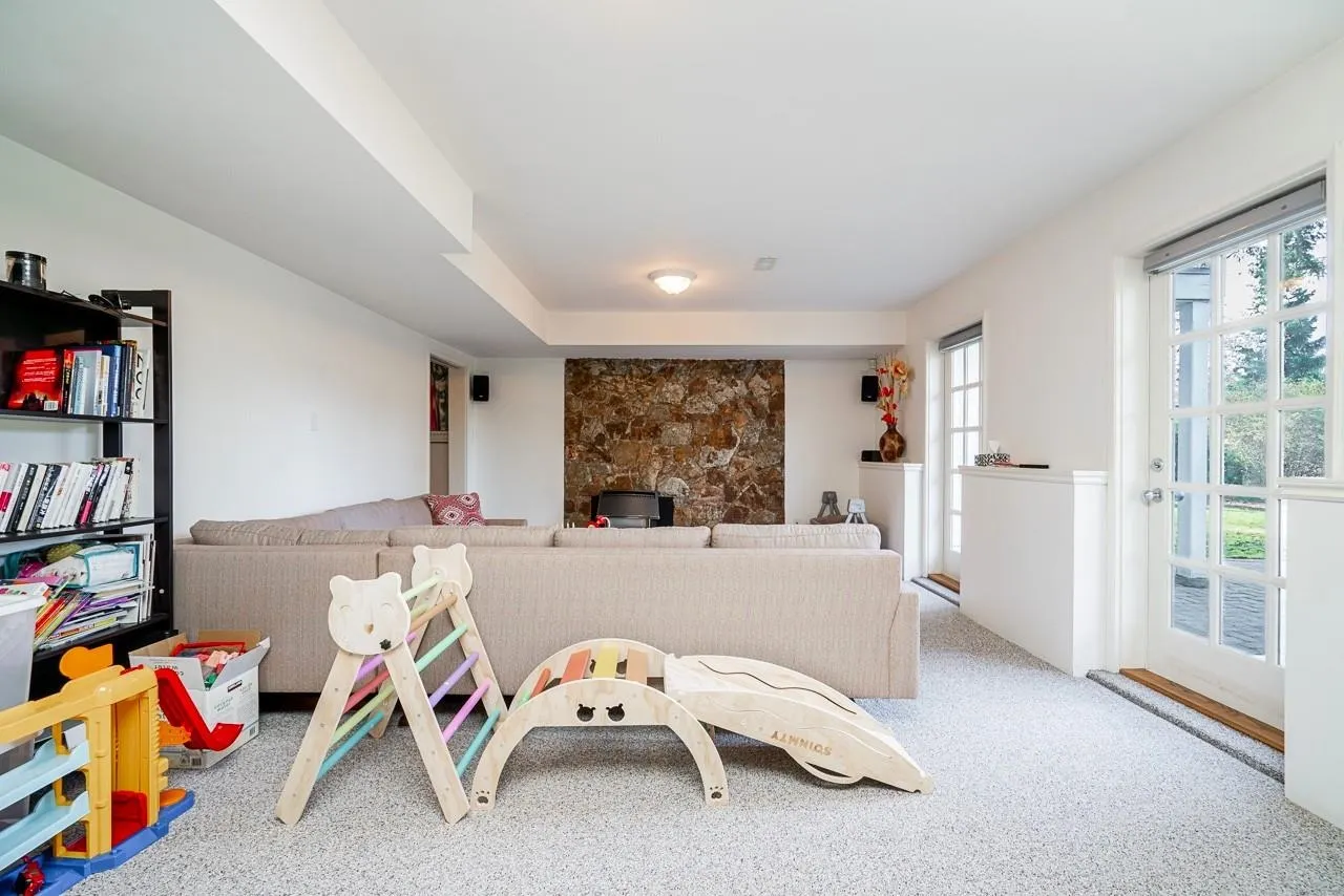 21489 Cherry Place