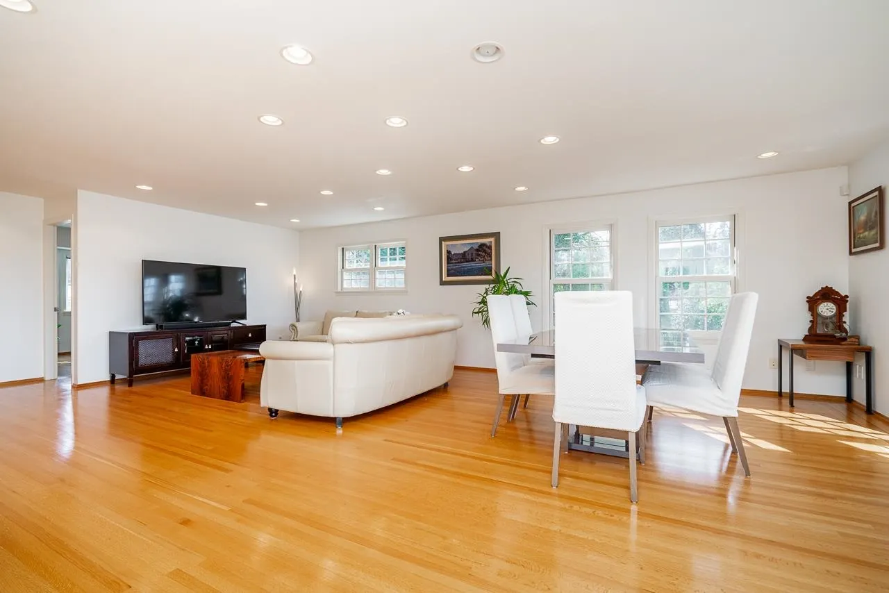 21489 Cherry Place