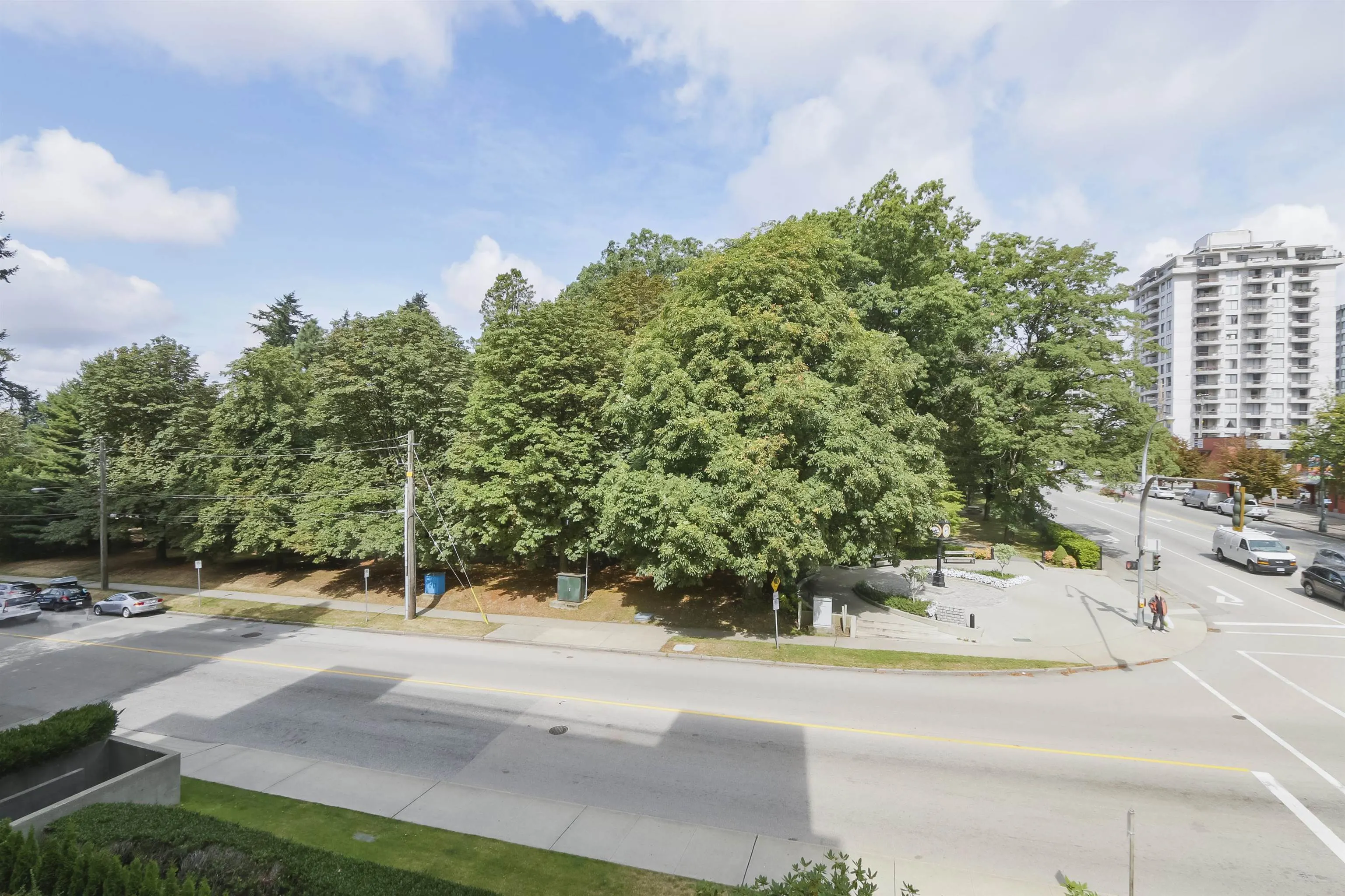 550 Eighth Street #402