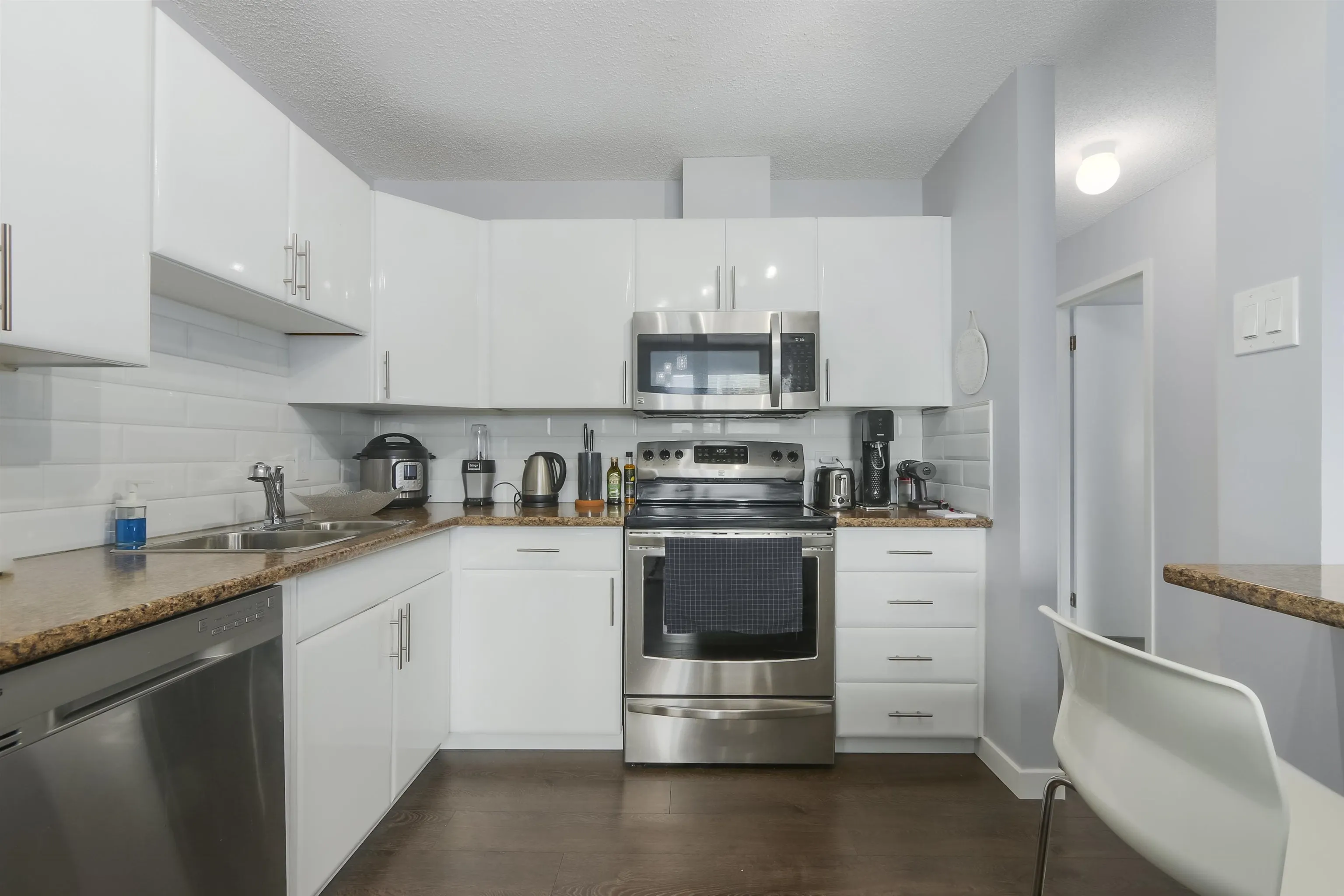 550 Eighth Street #402