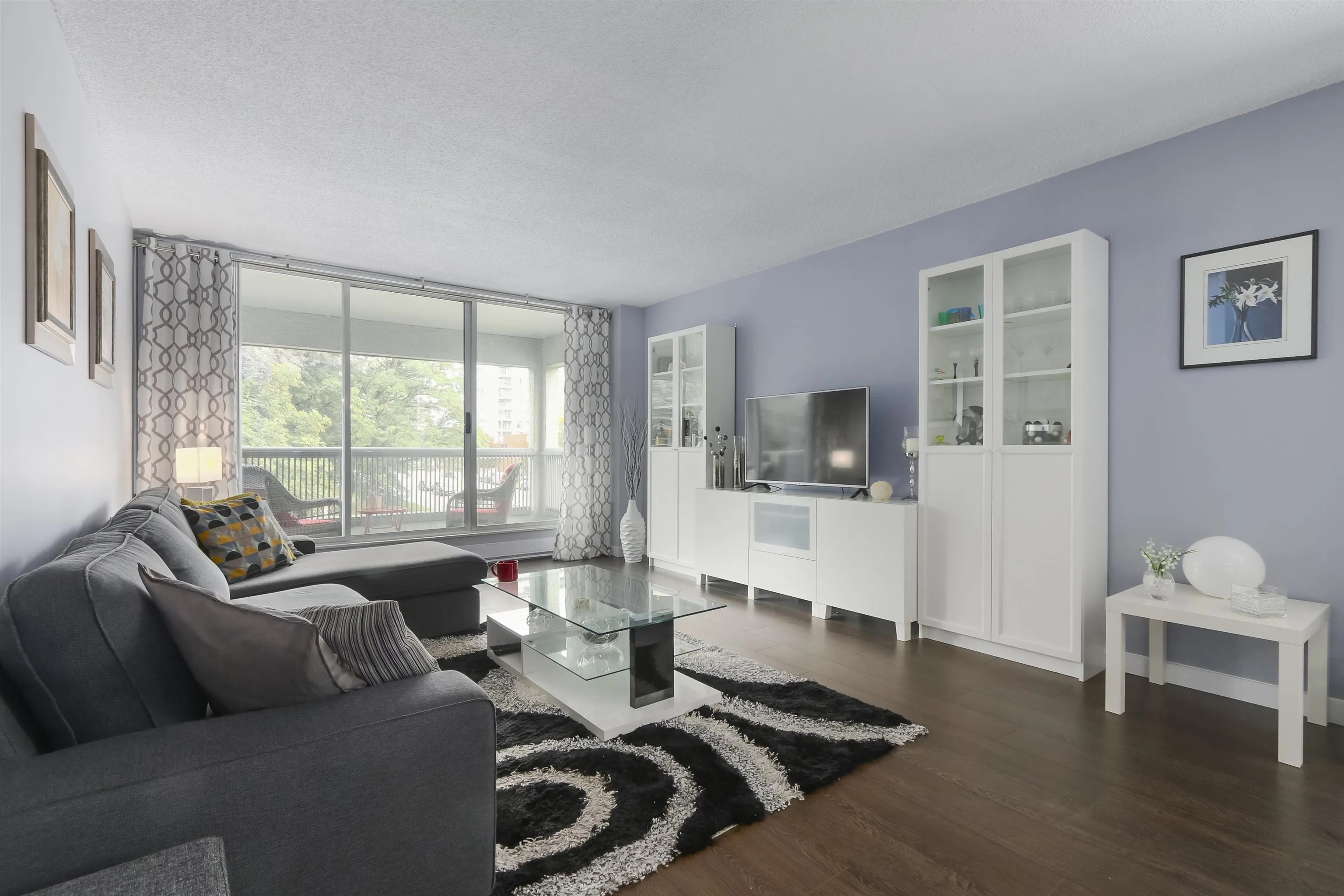 550 Eighth Street #402