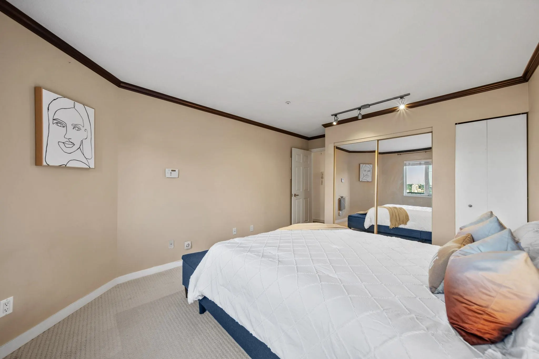 526 Thirteenth Street #305