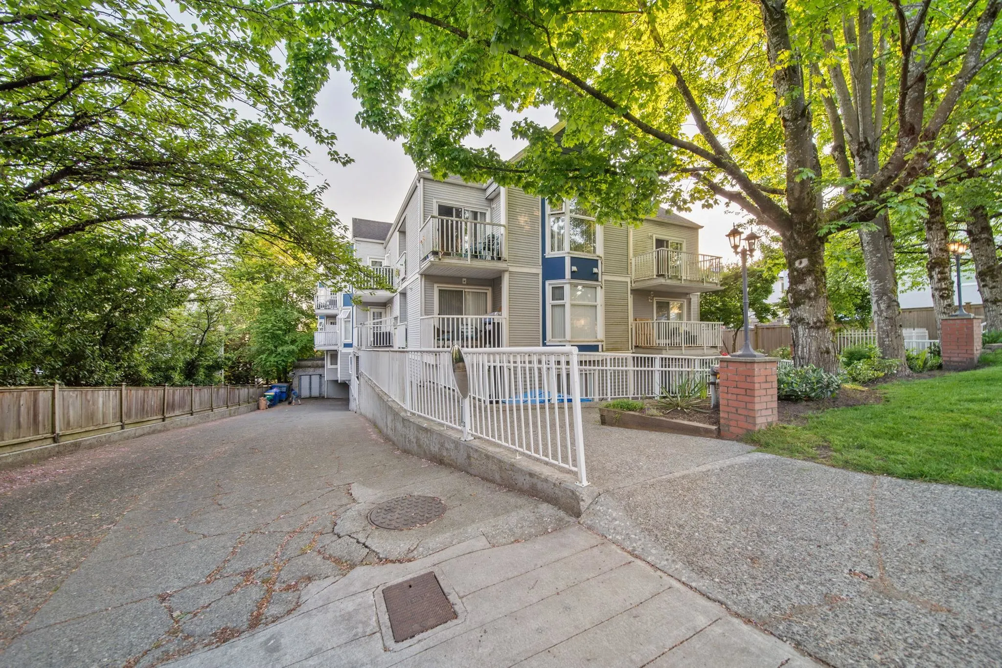 526 Thirteenth Street #305