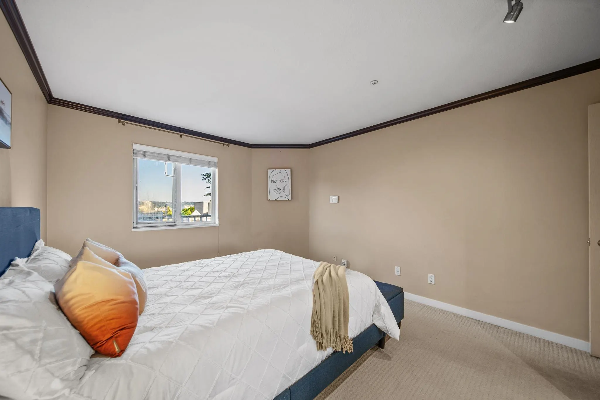 526 Thirteenth Street #305