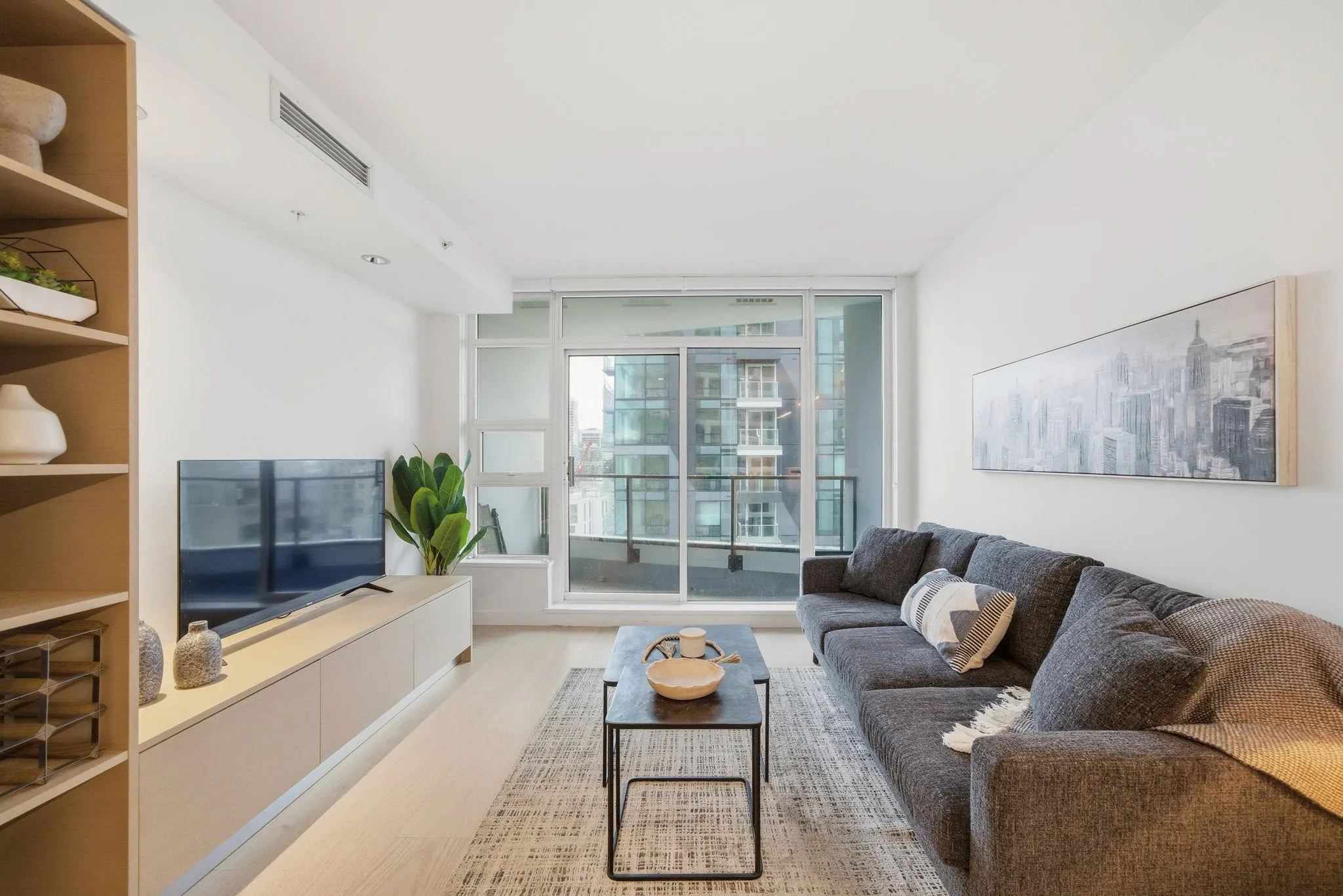 1289 Hornby Street #2606