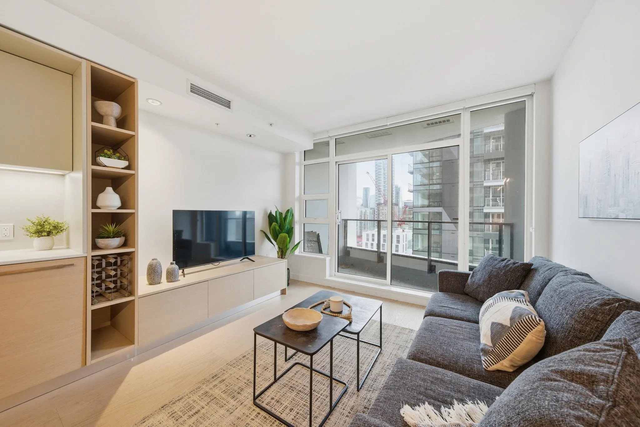 1289 Hornby Street #2606