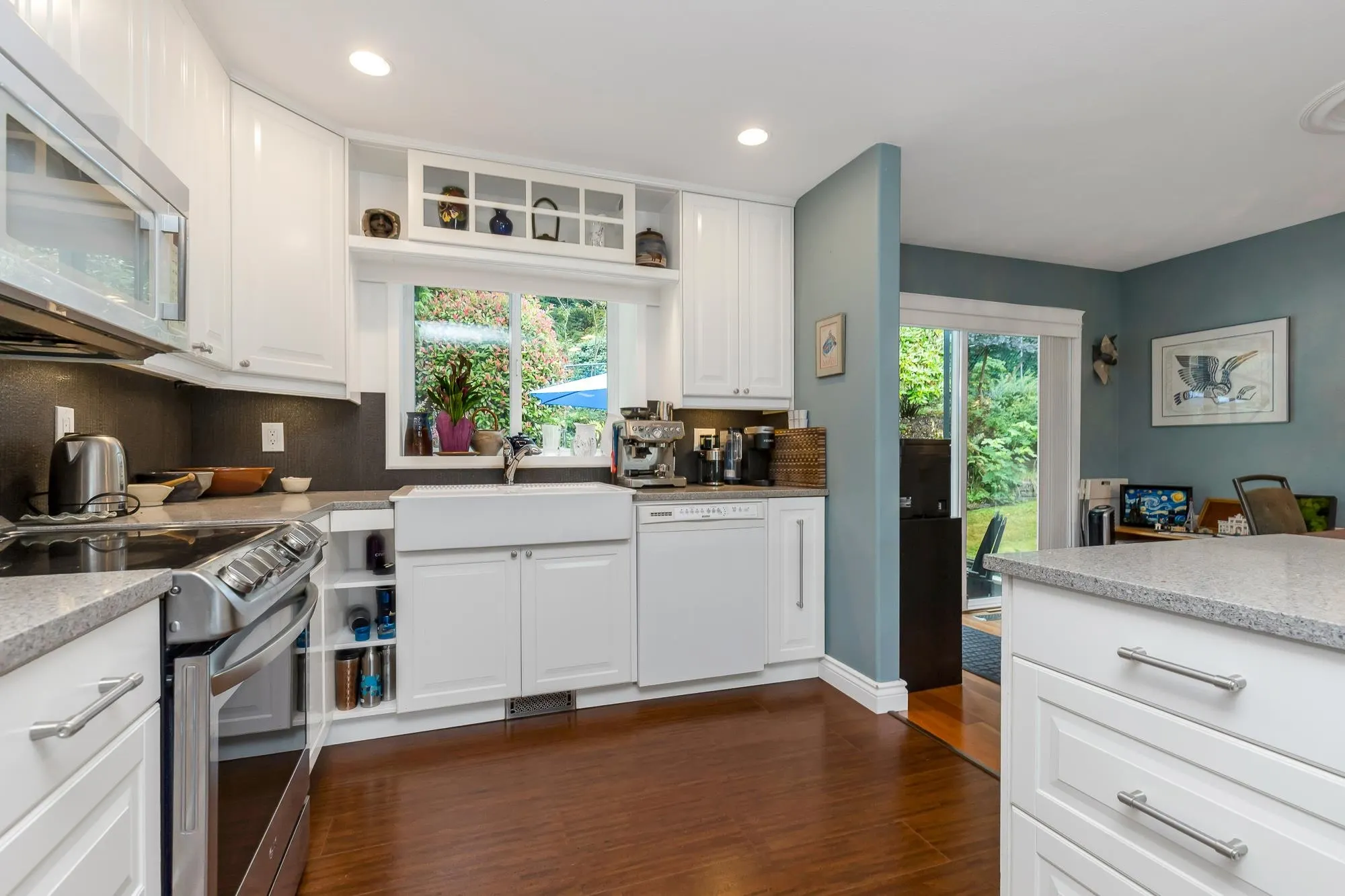 34250 Hazelwood Avenue #22