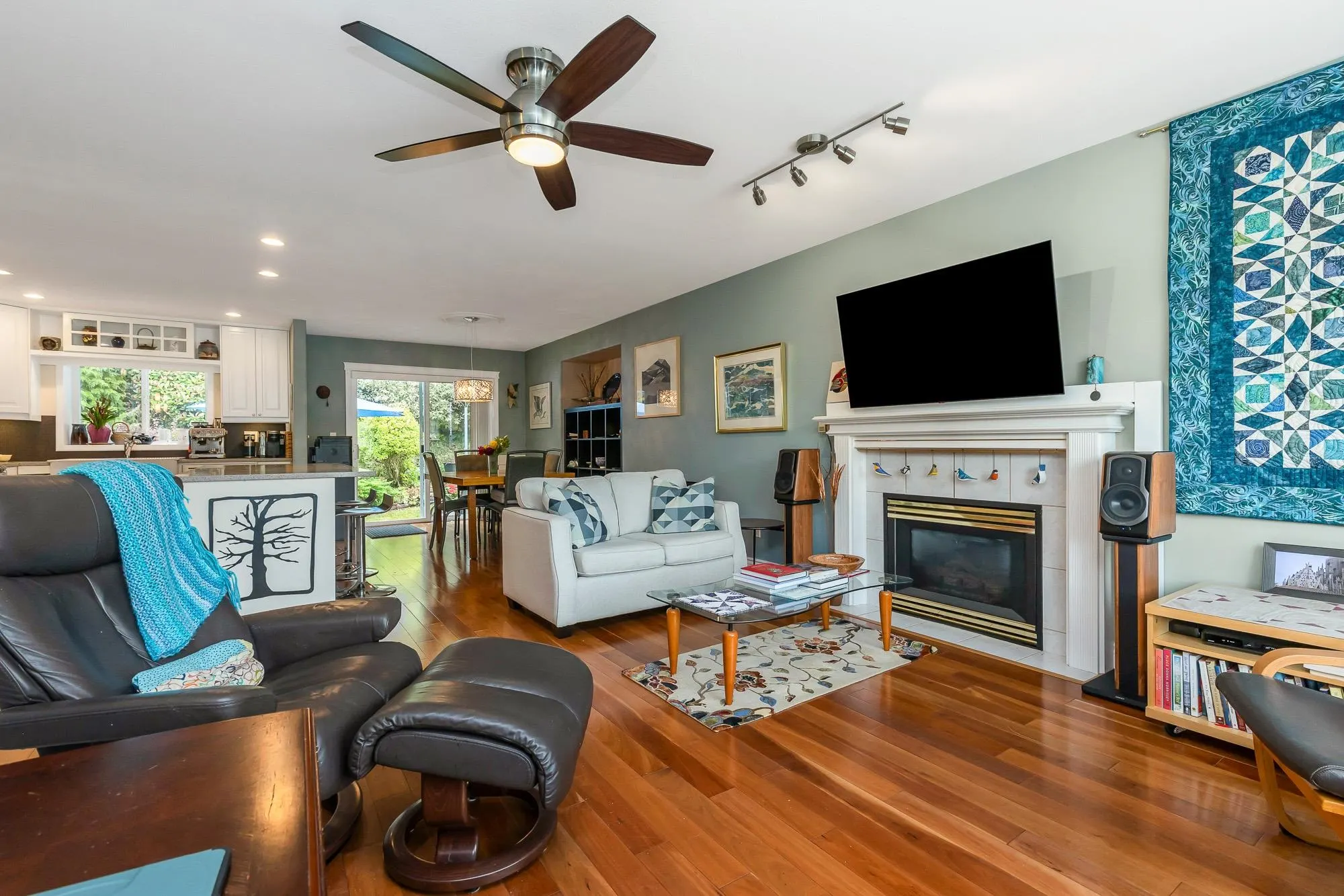 34250 Hazelwood Avenue #22