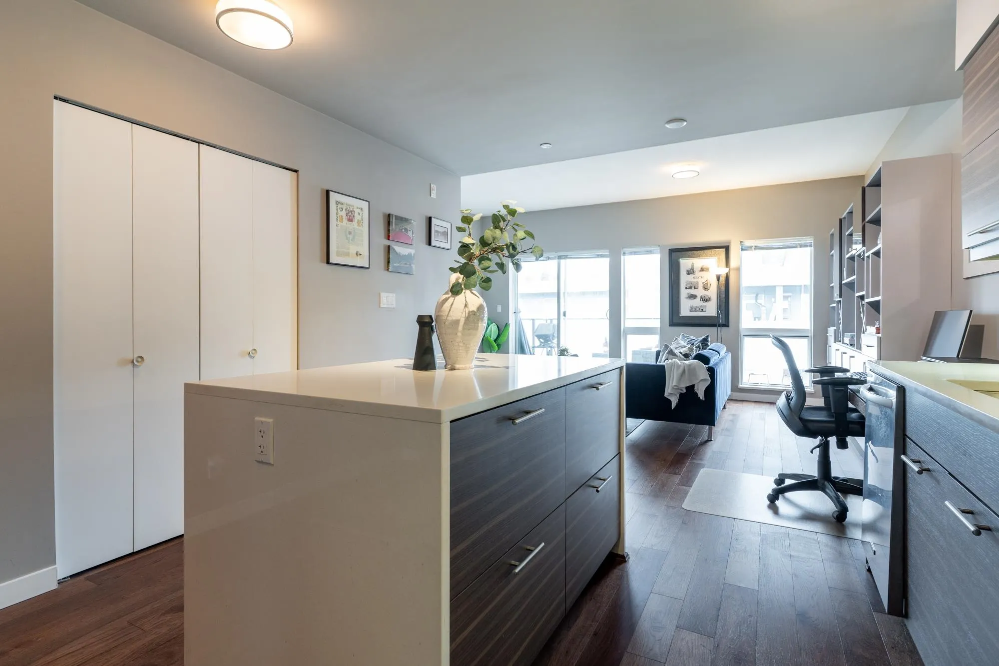 317 Bewicke Avenue #413