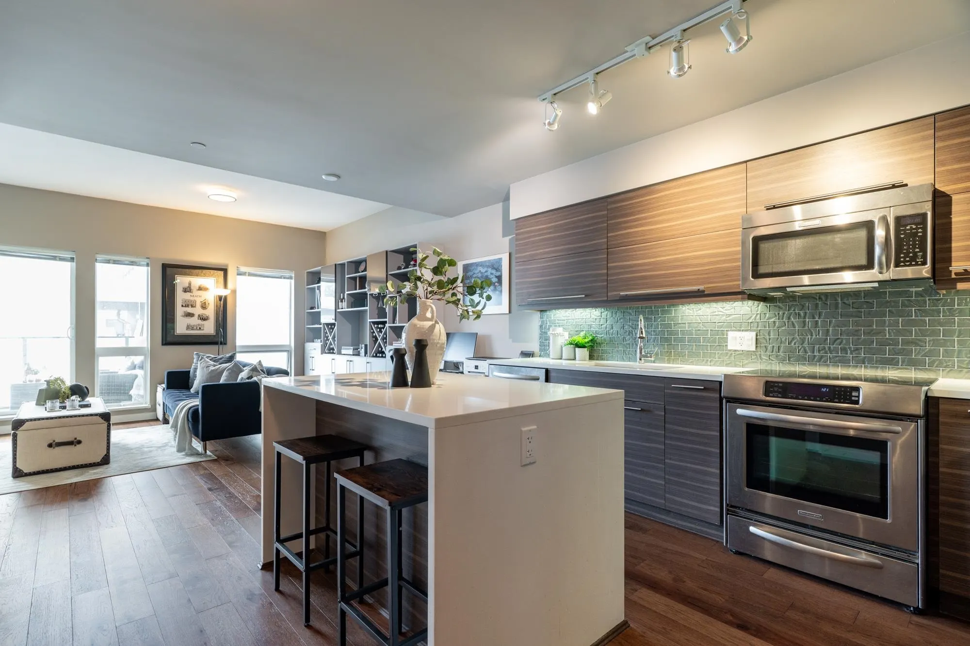317 Bewicke Avenue #413