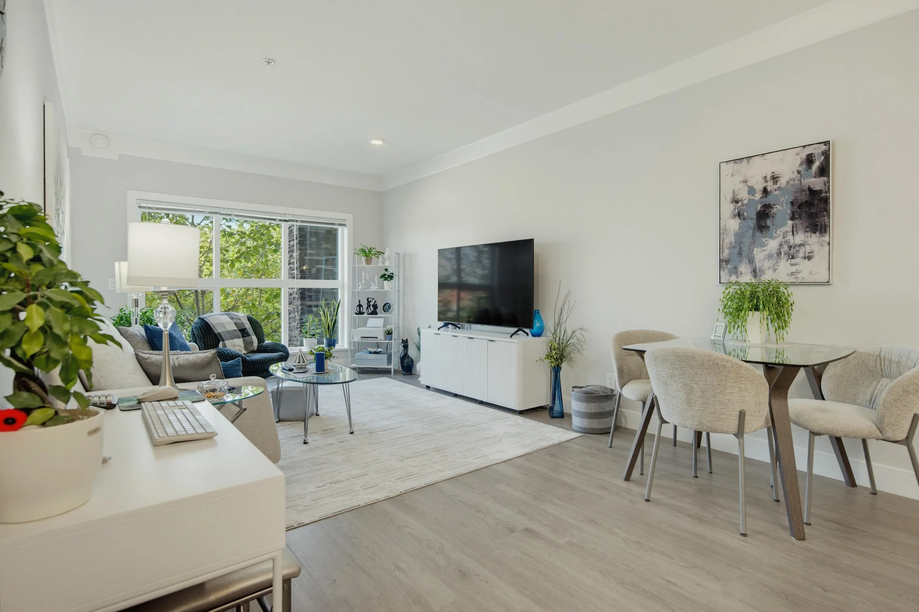 20630 Douglas Crescent #209