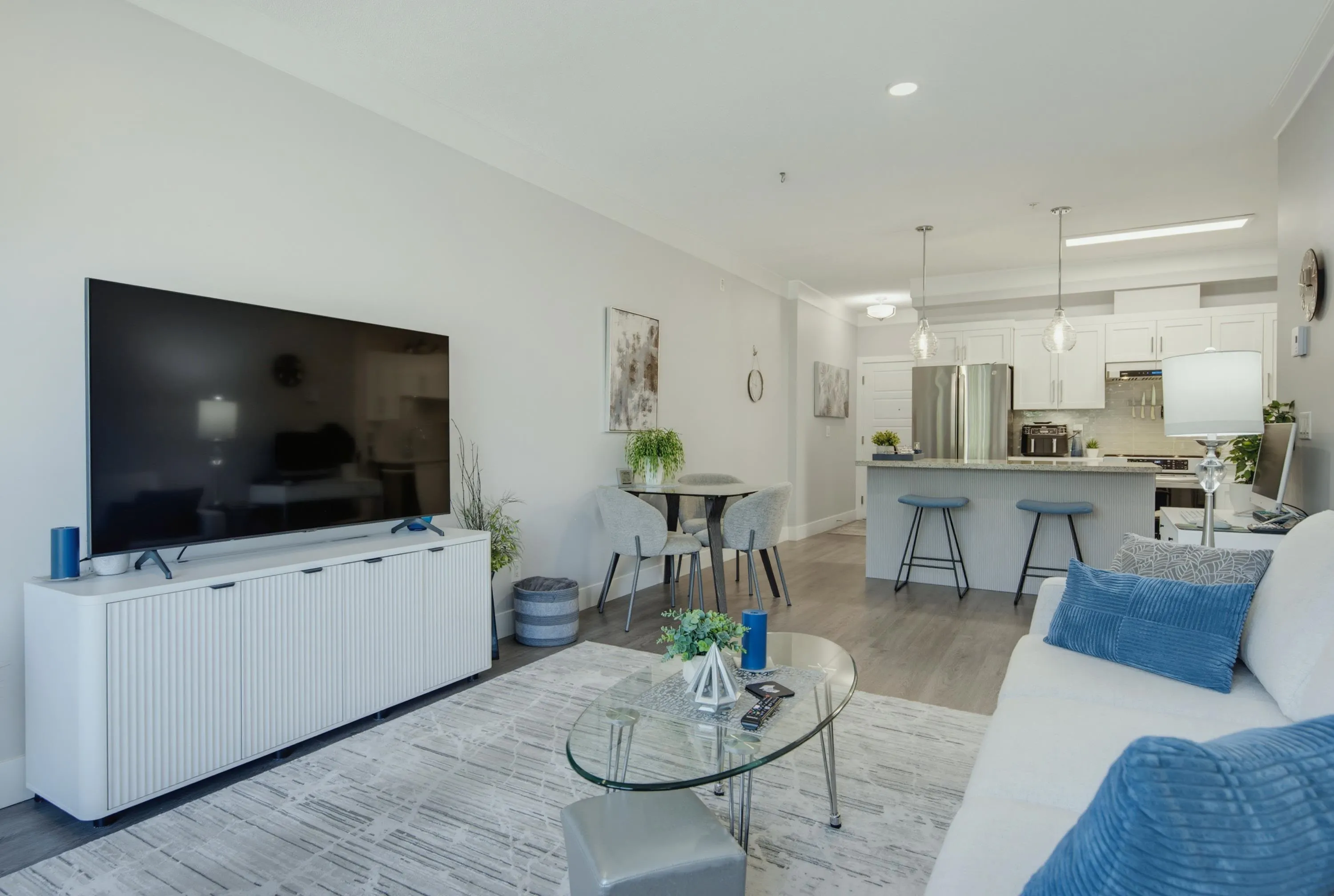 20630 Douglas Crescent #209