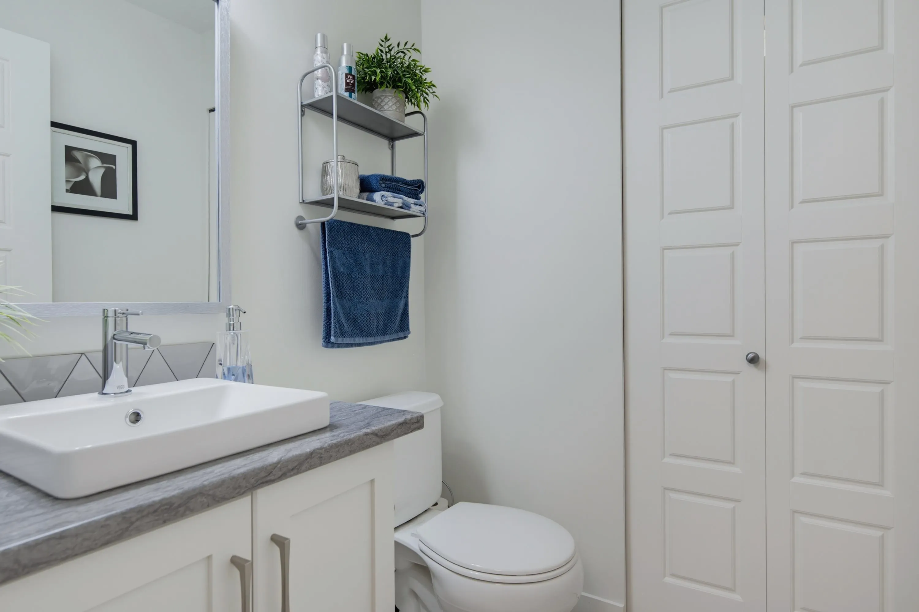 20630 Douglas Crescent #209