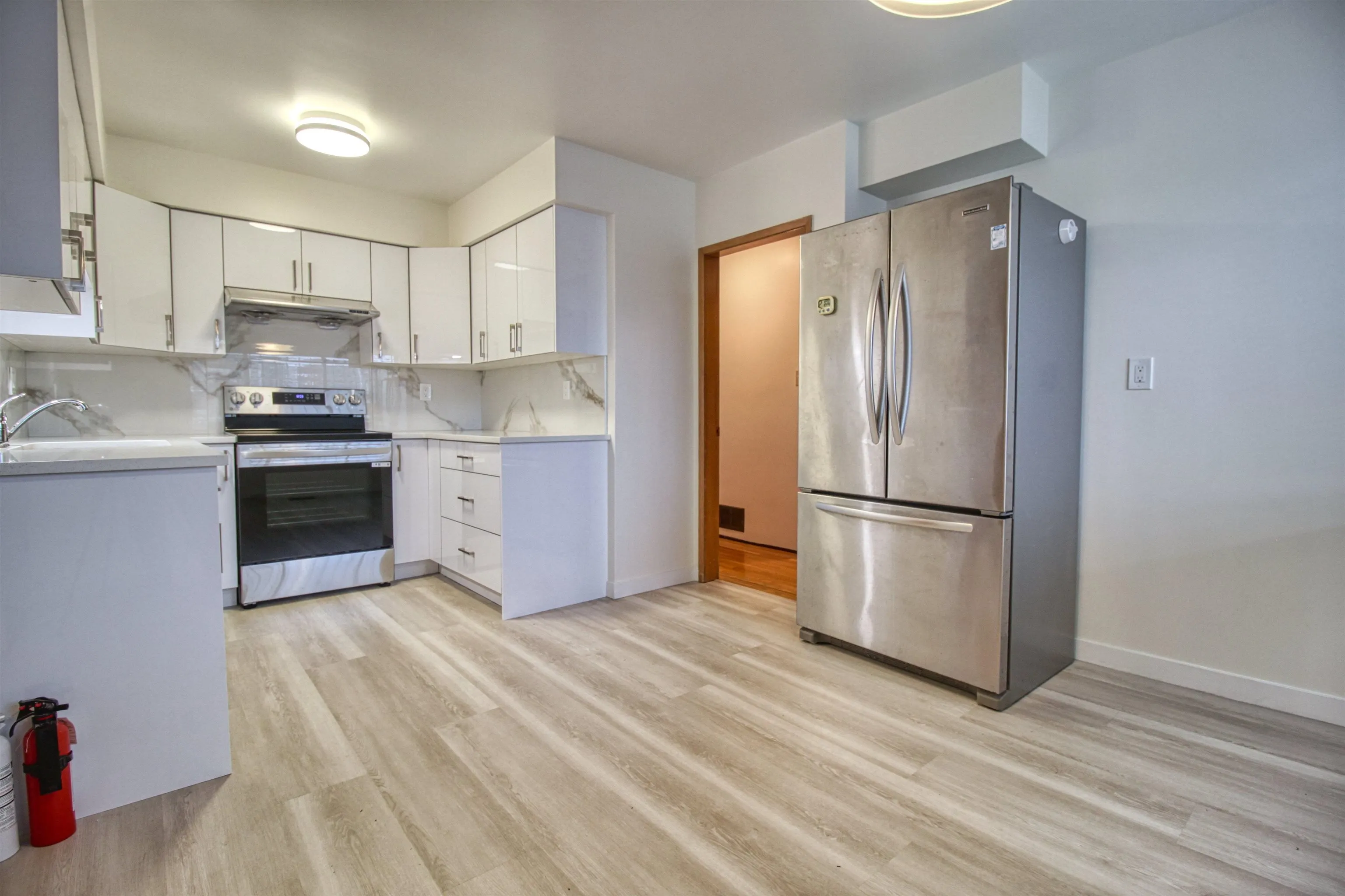 904 E 52nd Avenue #Top