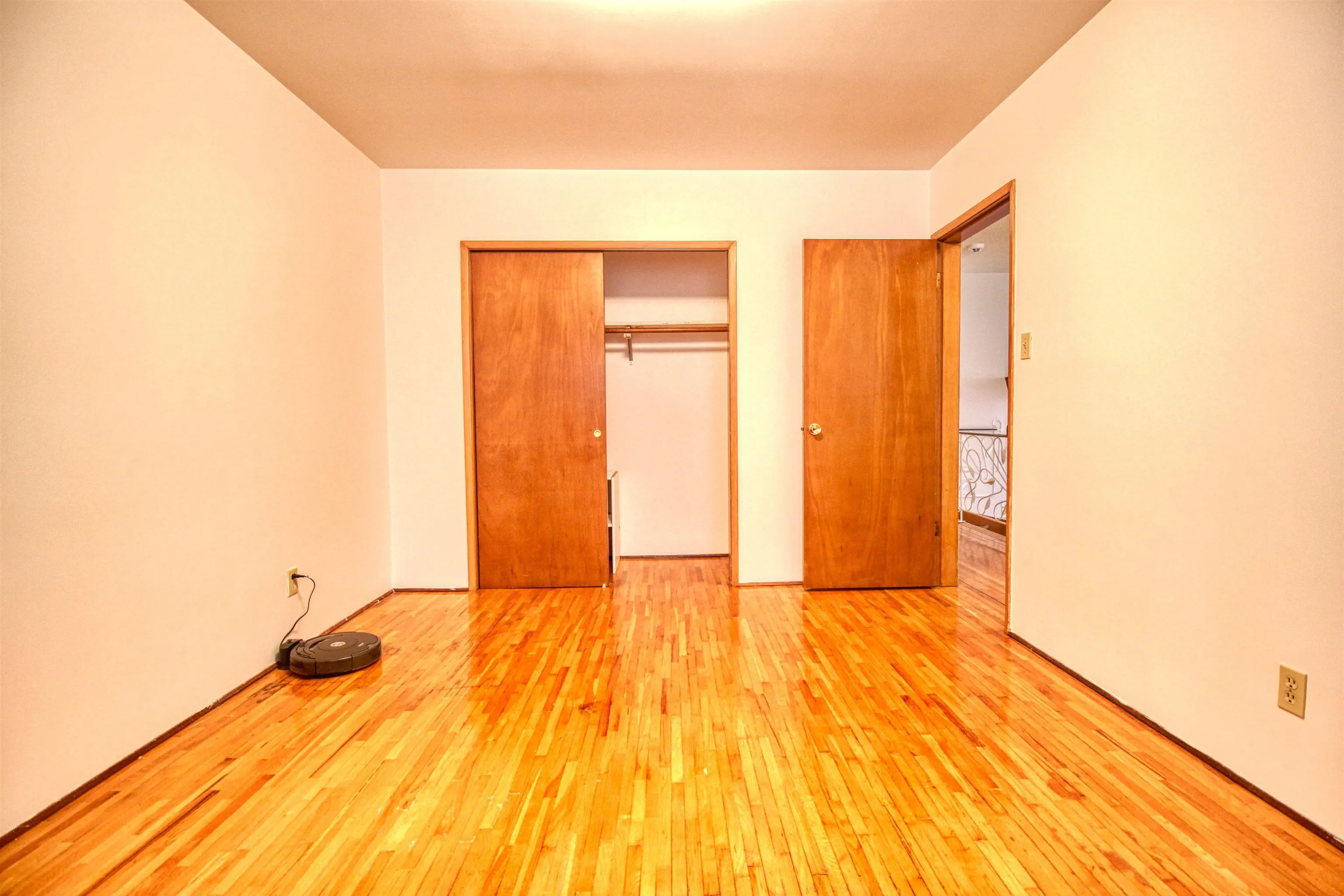 904 E 52nd Avenue #Top