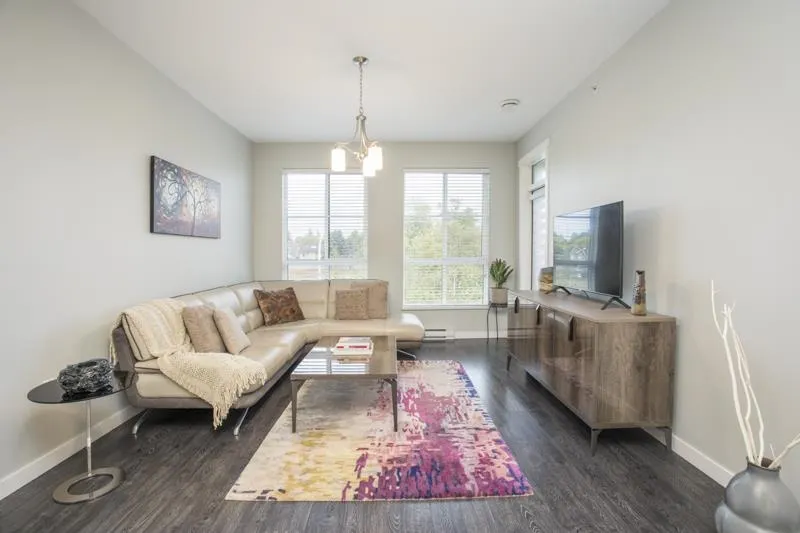 15168 33 Avenue #426