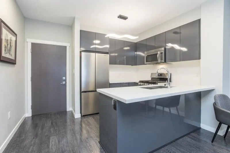 15168 33 Avenue #426