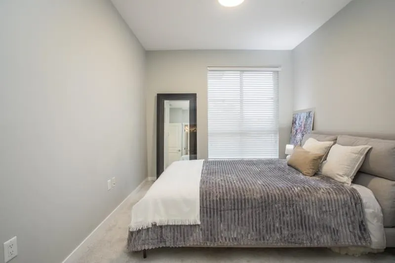 15168 33 Avenue #426