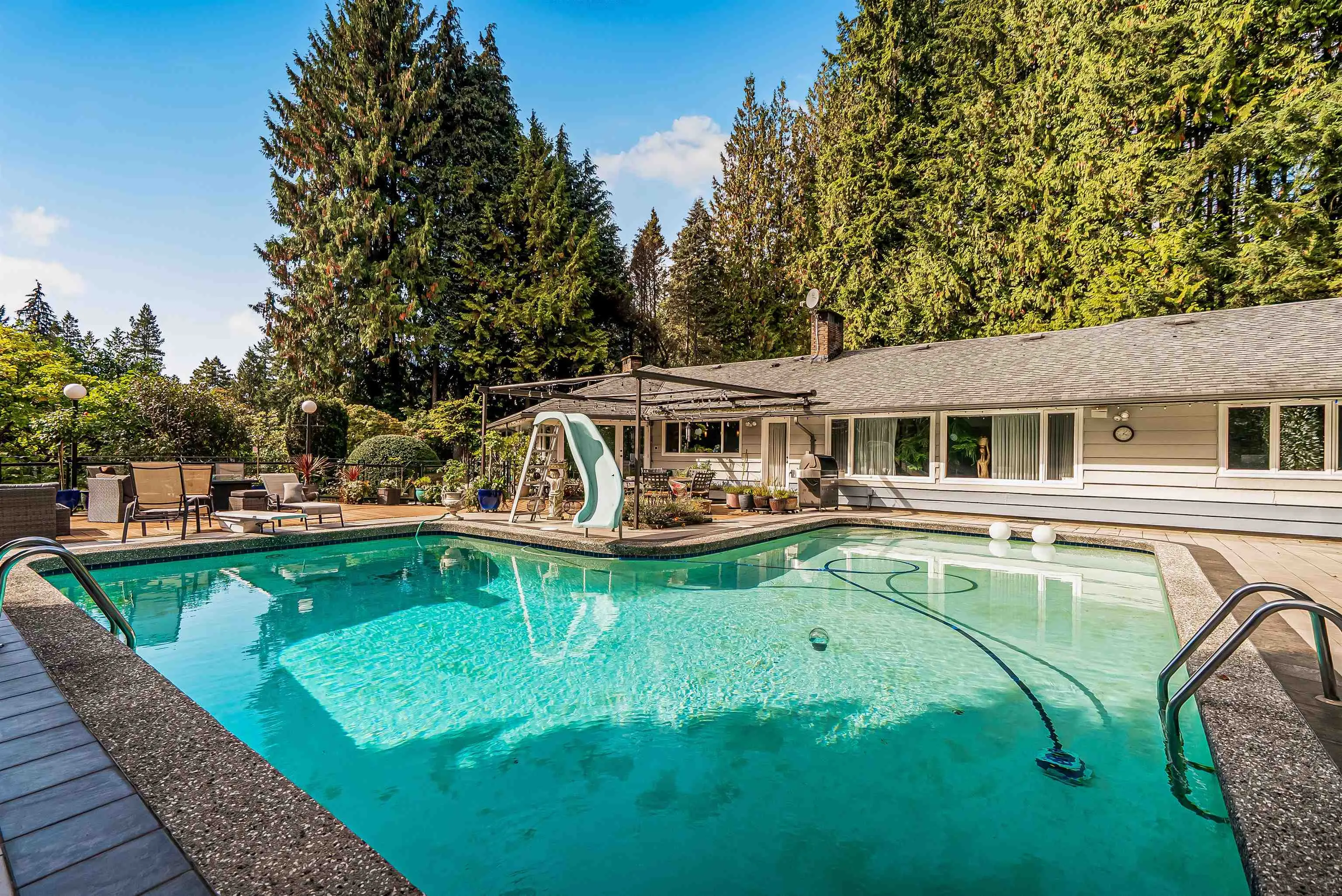 230 Onslow Place