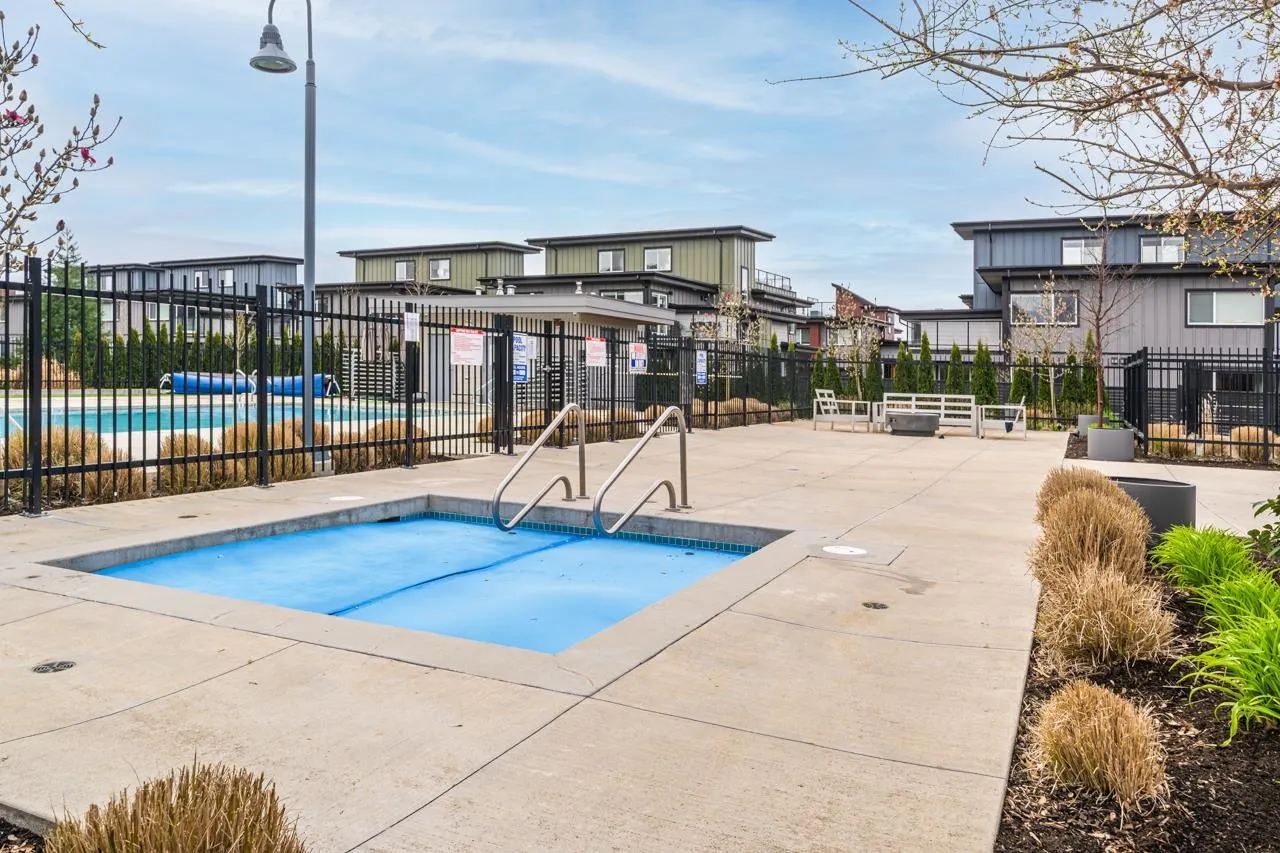 4306A Cormorant Way