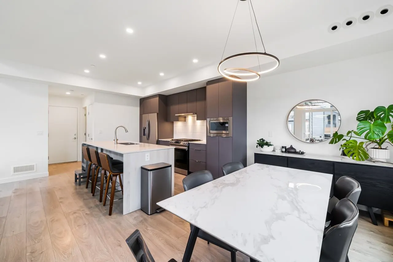 4306A Cormorant Way