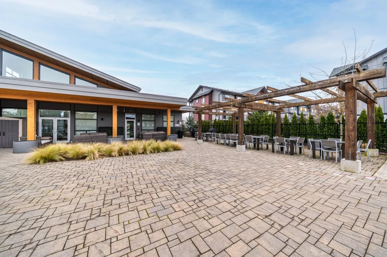 4306A Cormorant Way