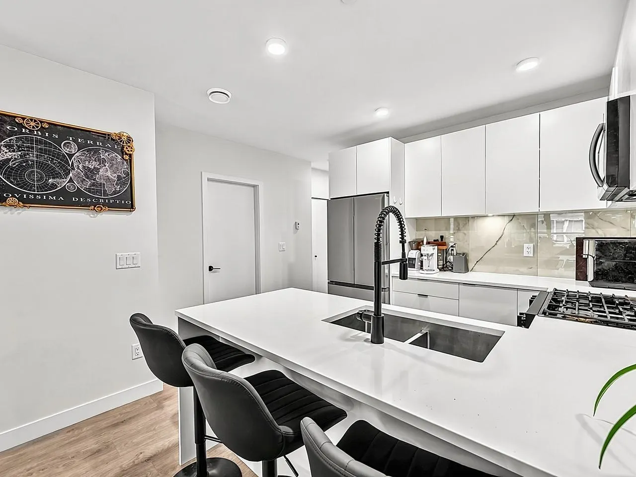 13238 105 Avenue #421