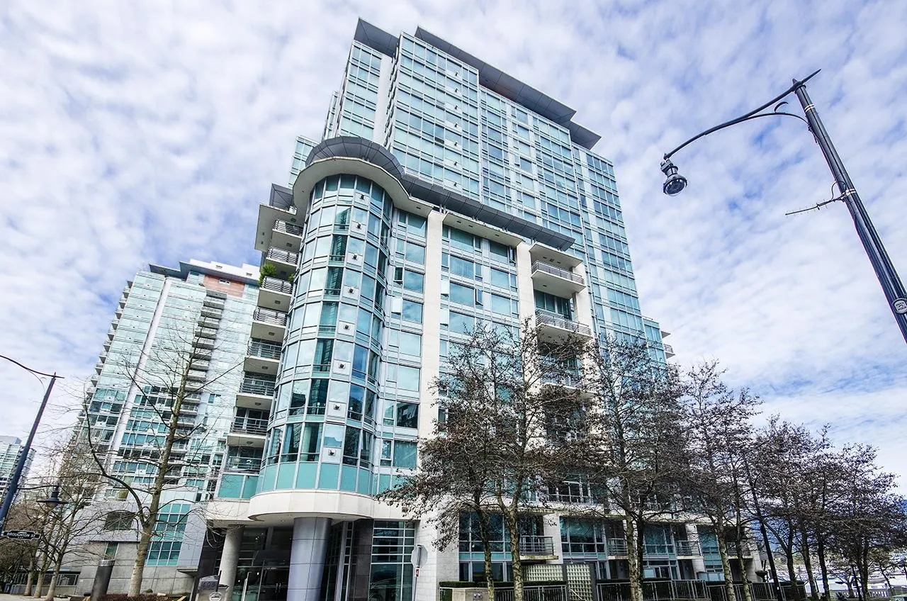 499 Broughton Street #1703