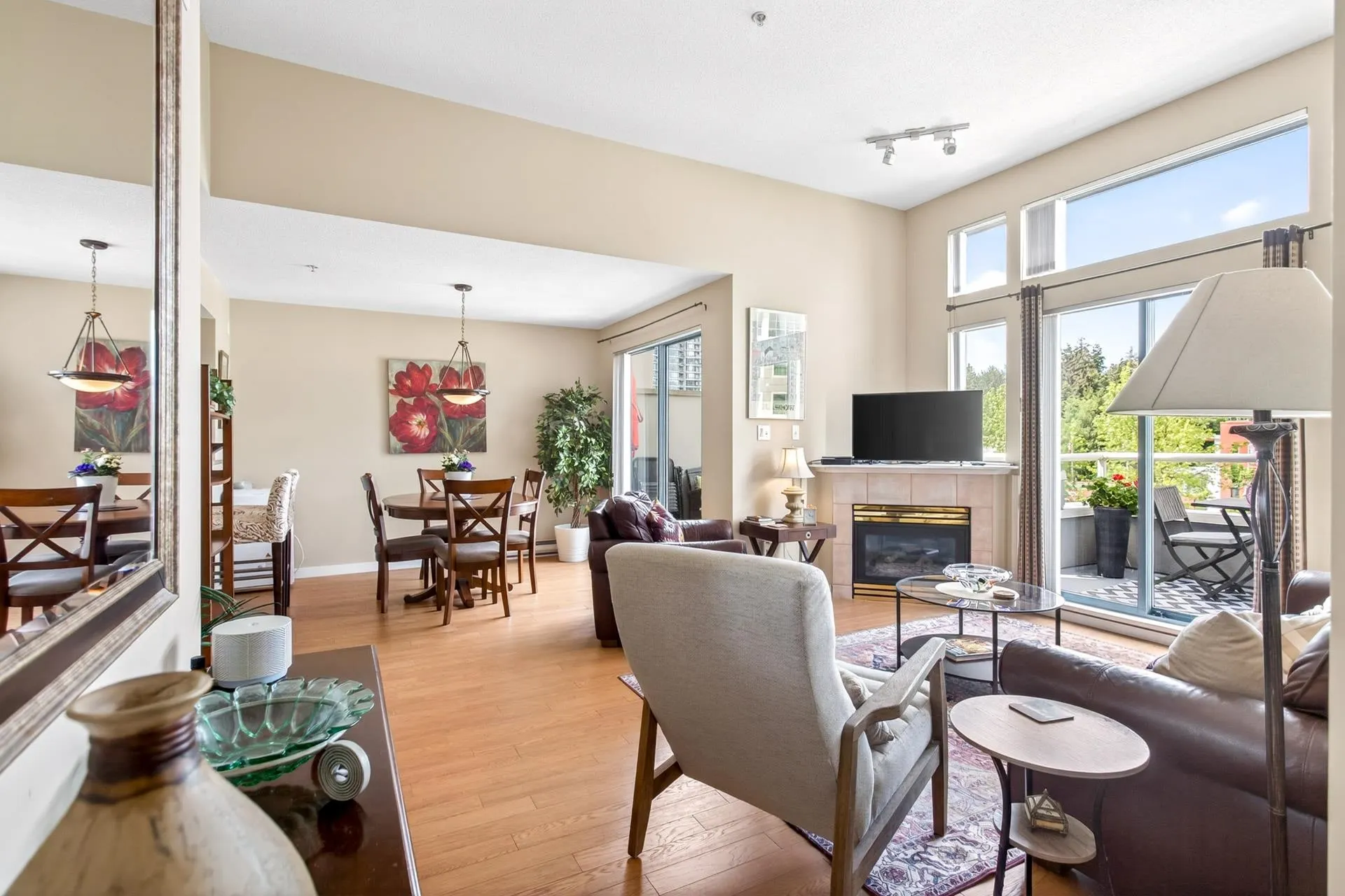 220 Newport Drive #409