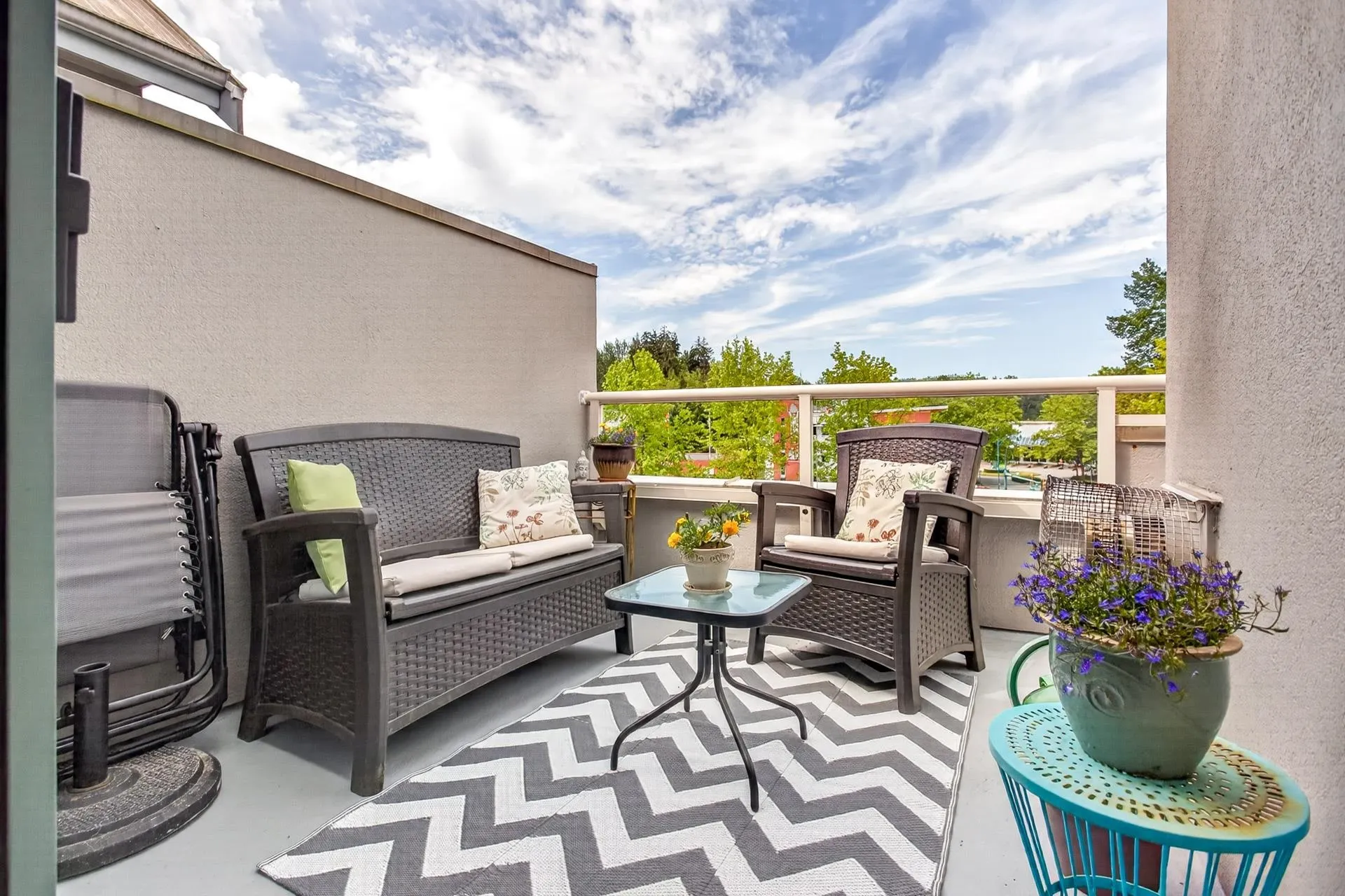 220 Newport Drive #409