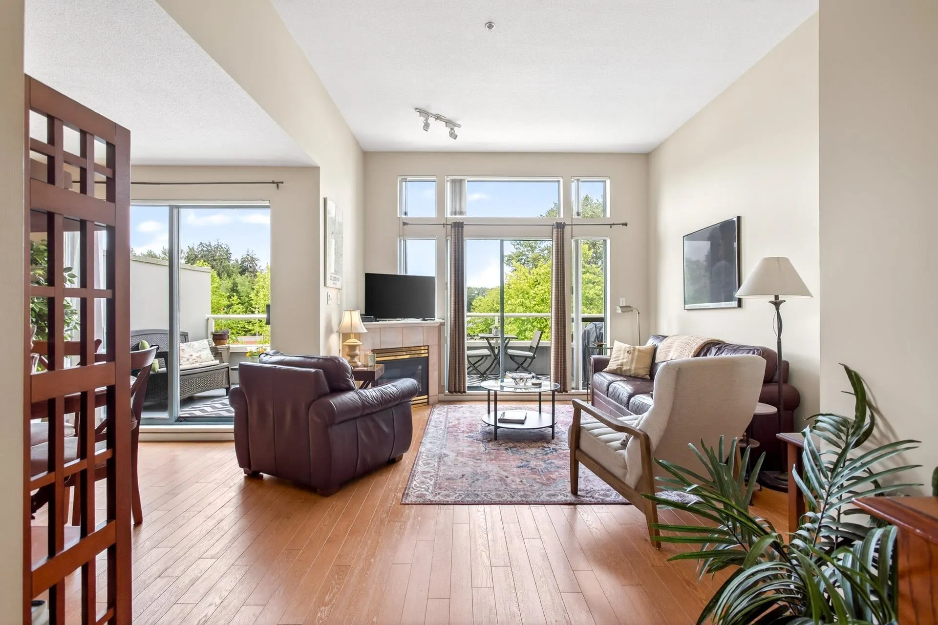220 Newport Drive #409