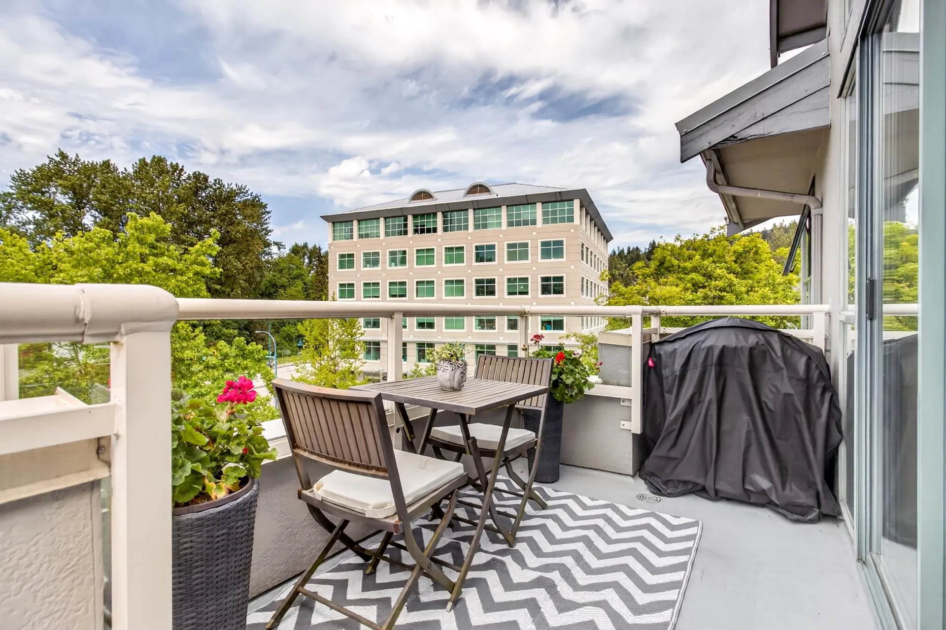 220 Newport Drive #409