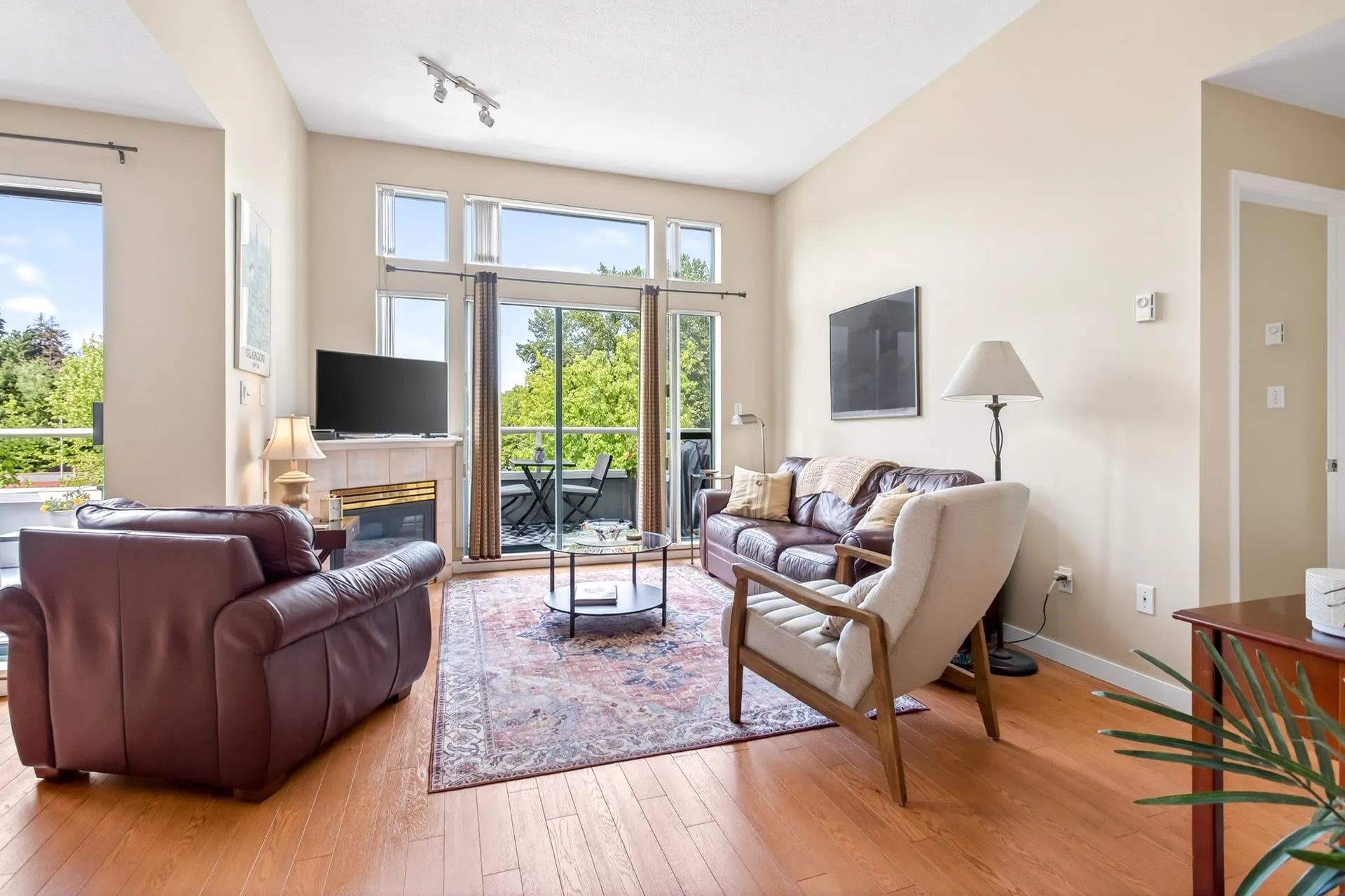 220 Newport Drive #409