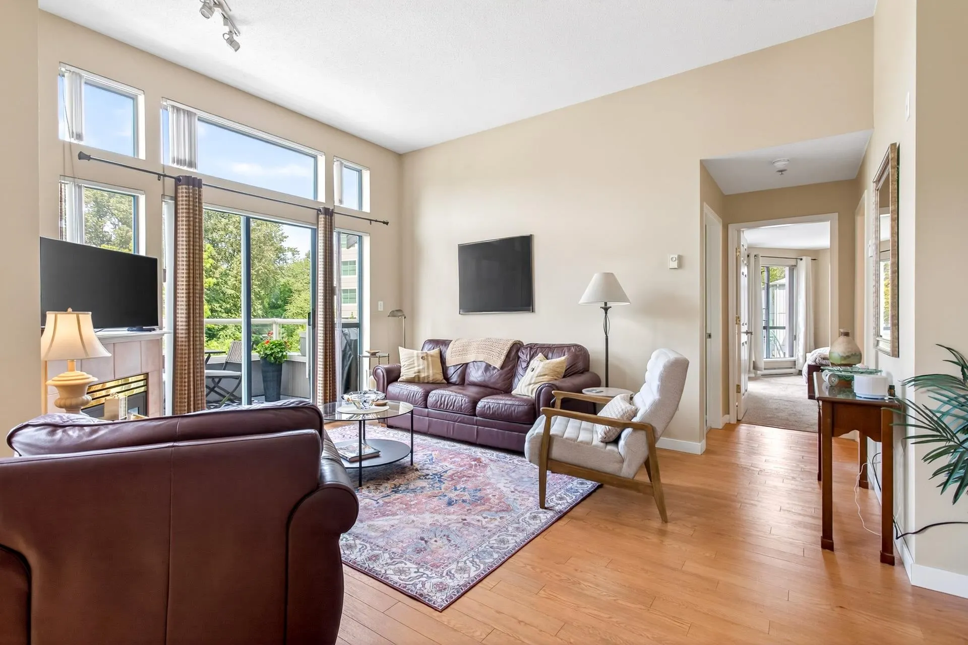 220 Newport Drive #409