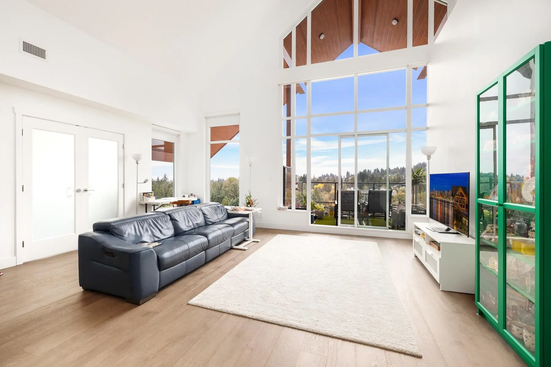 1210 E 27th Street #1203