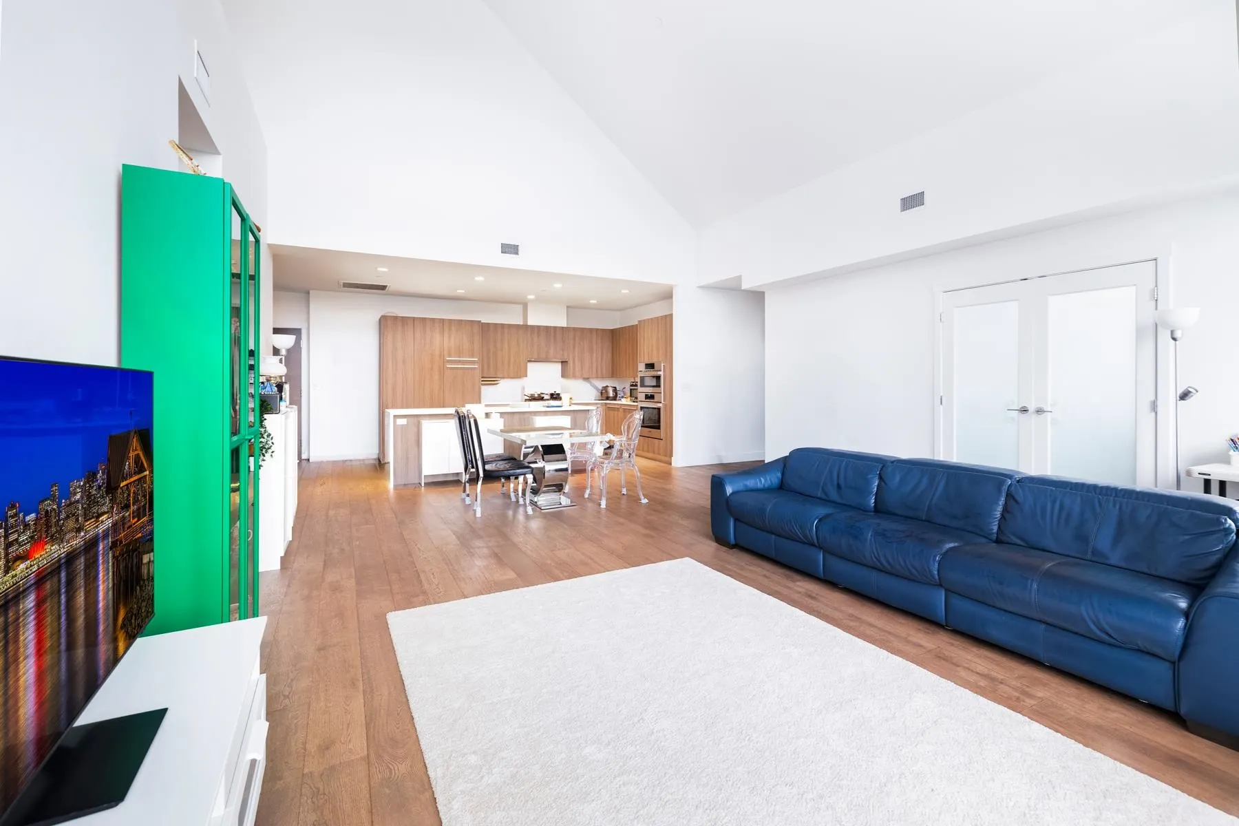 1210 E 27th Street #1203