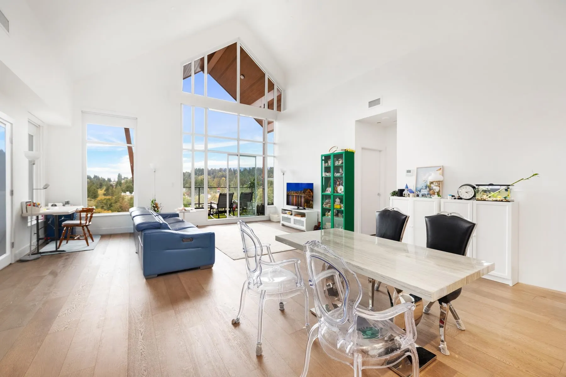 1210 E 27th Street #1203