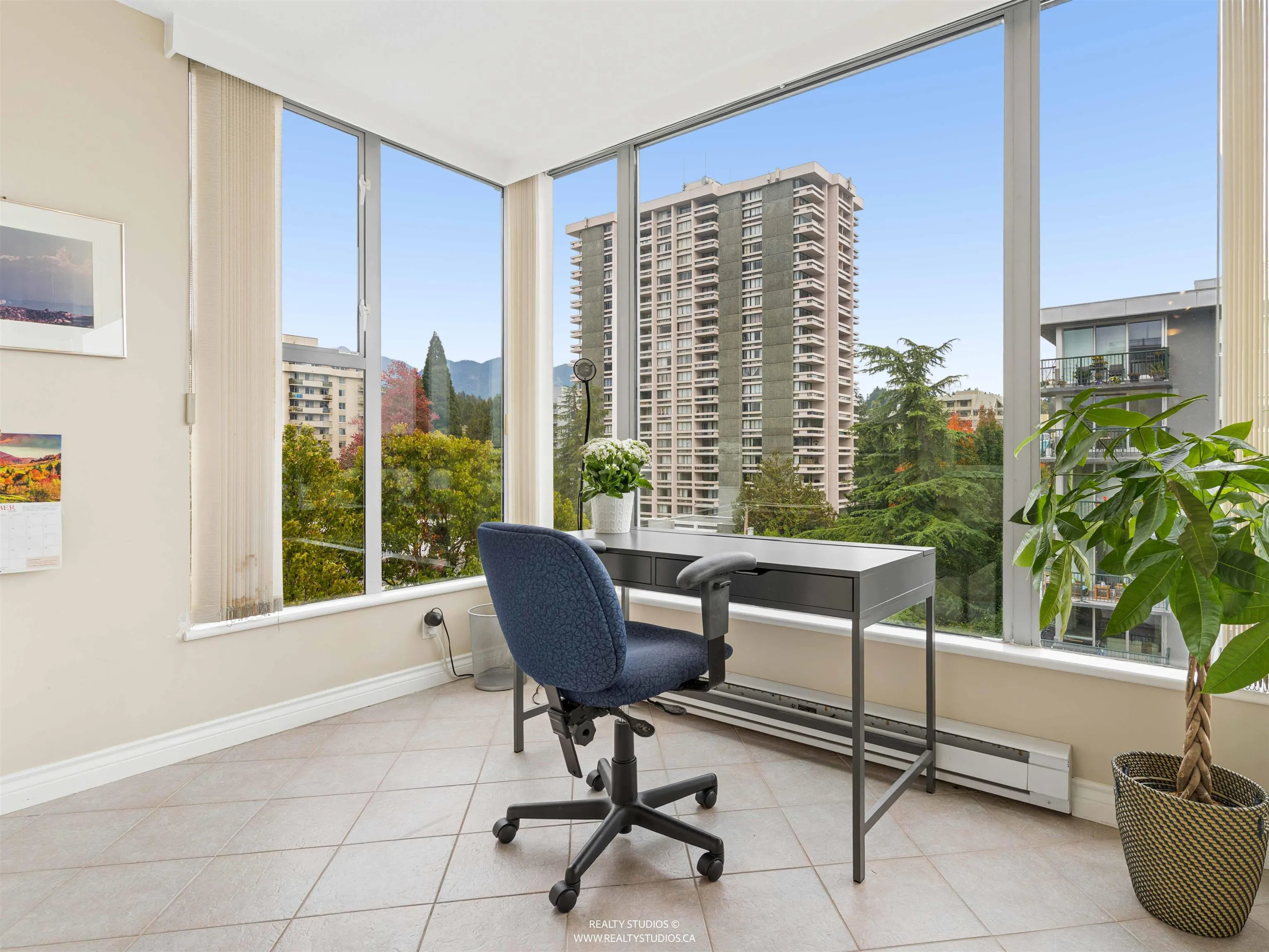 588 16th Street #603