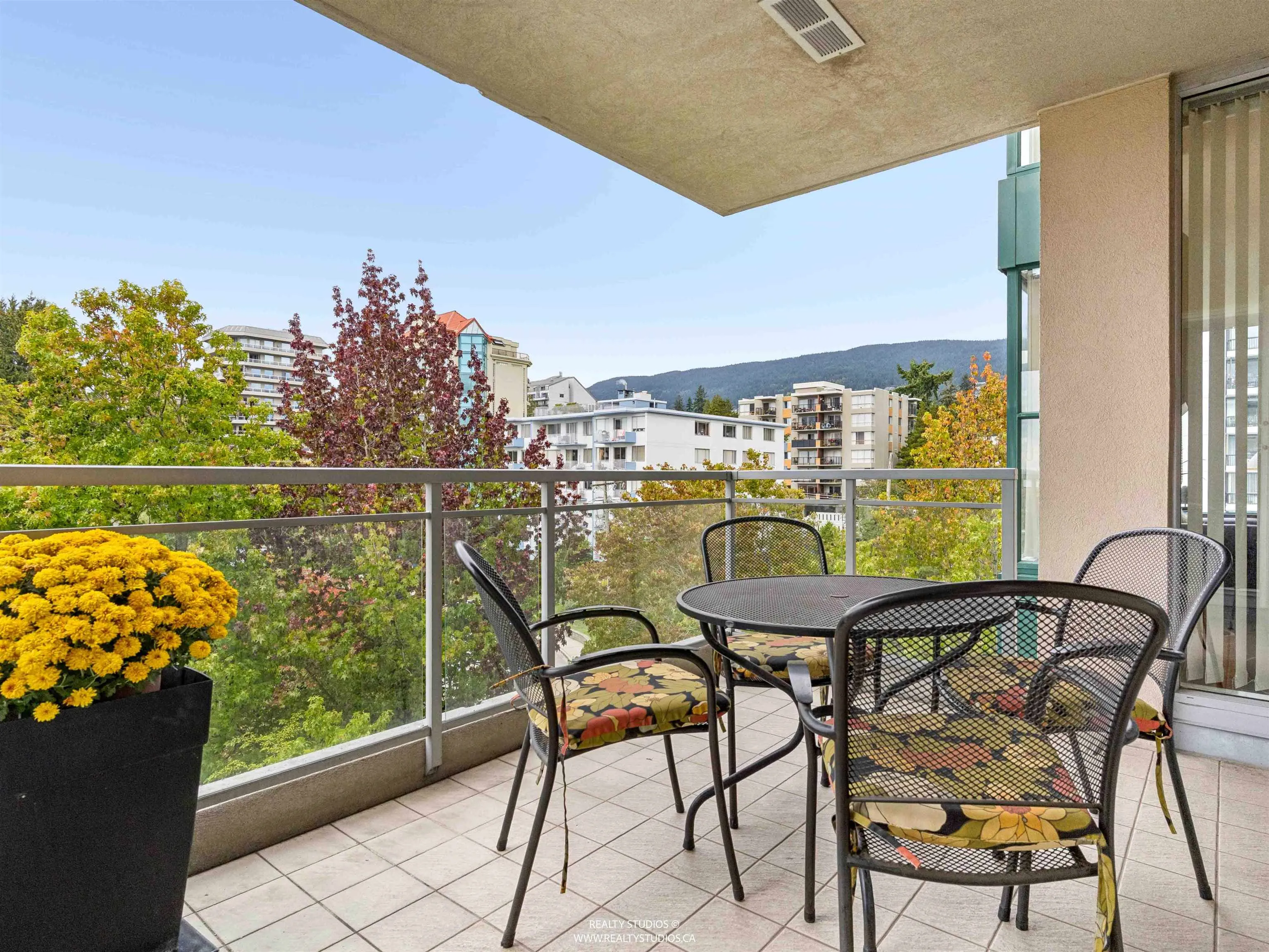 588 16th Street #603