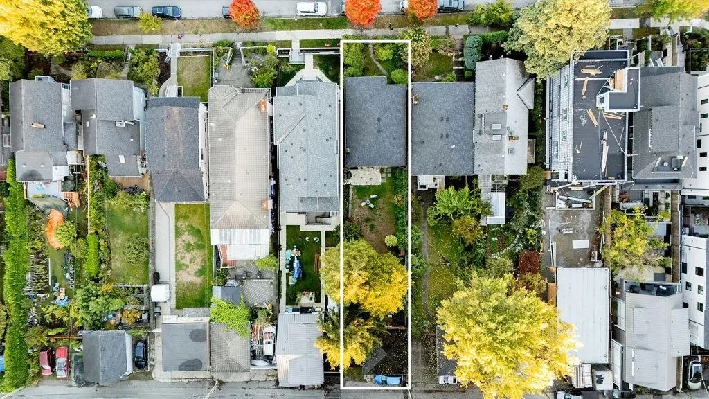 3315 Victoria Drive
