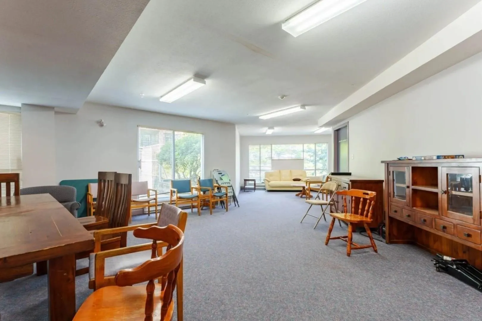 2401 Hawthorne Avenue #203