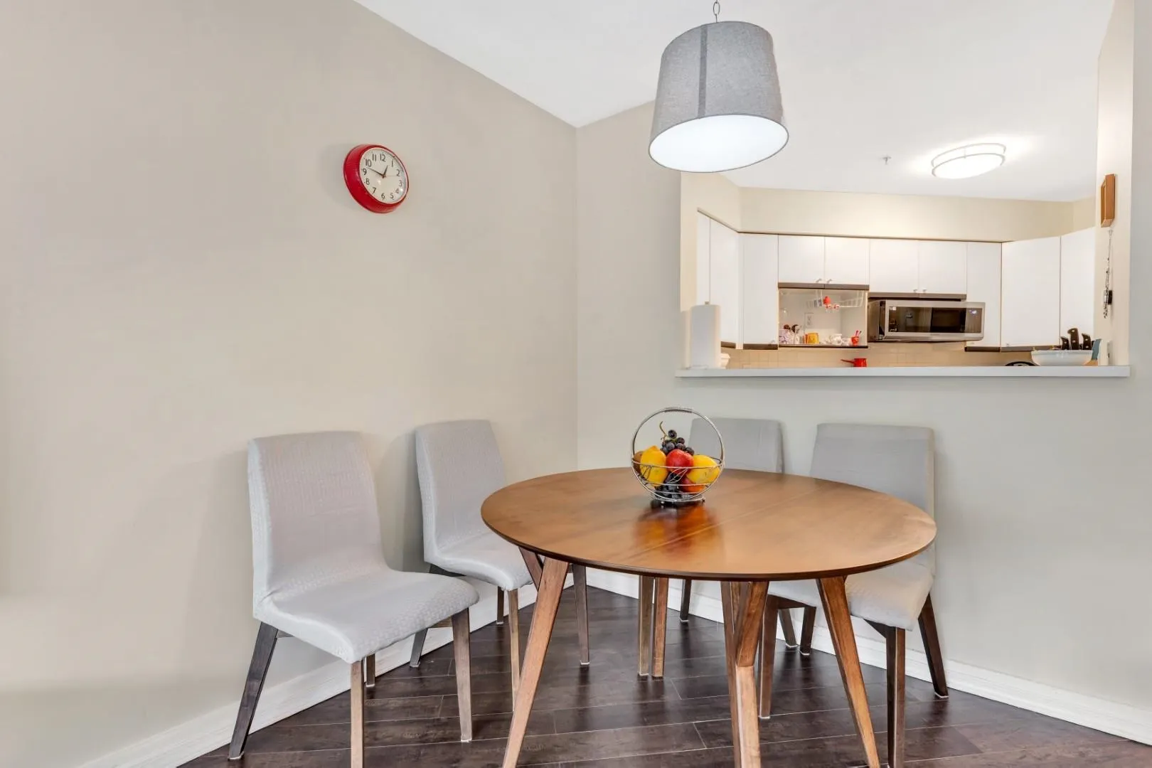 2401 Hawthorne Avenue #203